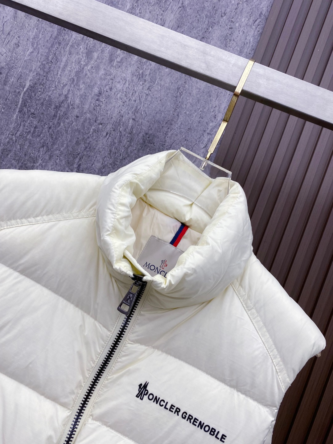 Moncler Down Vest White Duck Down Black M-l