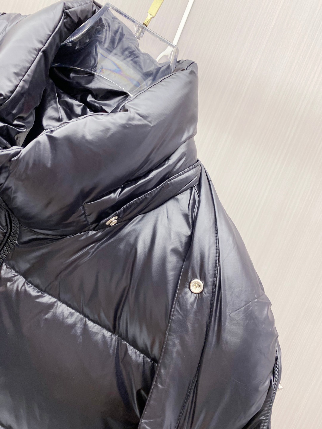 Moncler Basic Clothing White Duck Down M-l