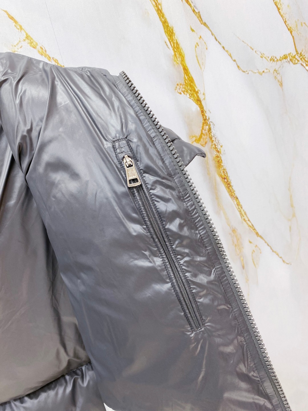 Moncler Basic Clothing White Duck Down M-l