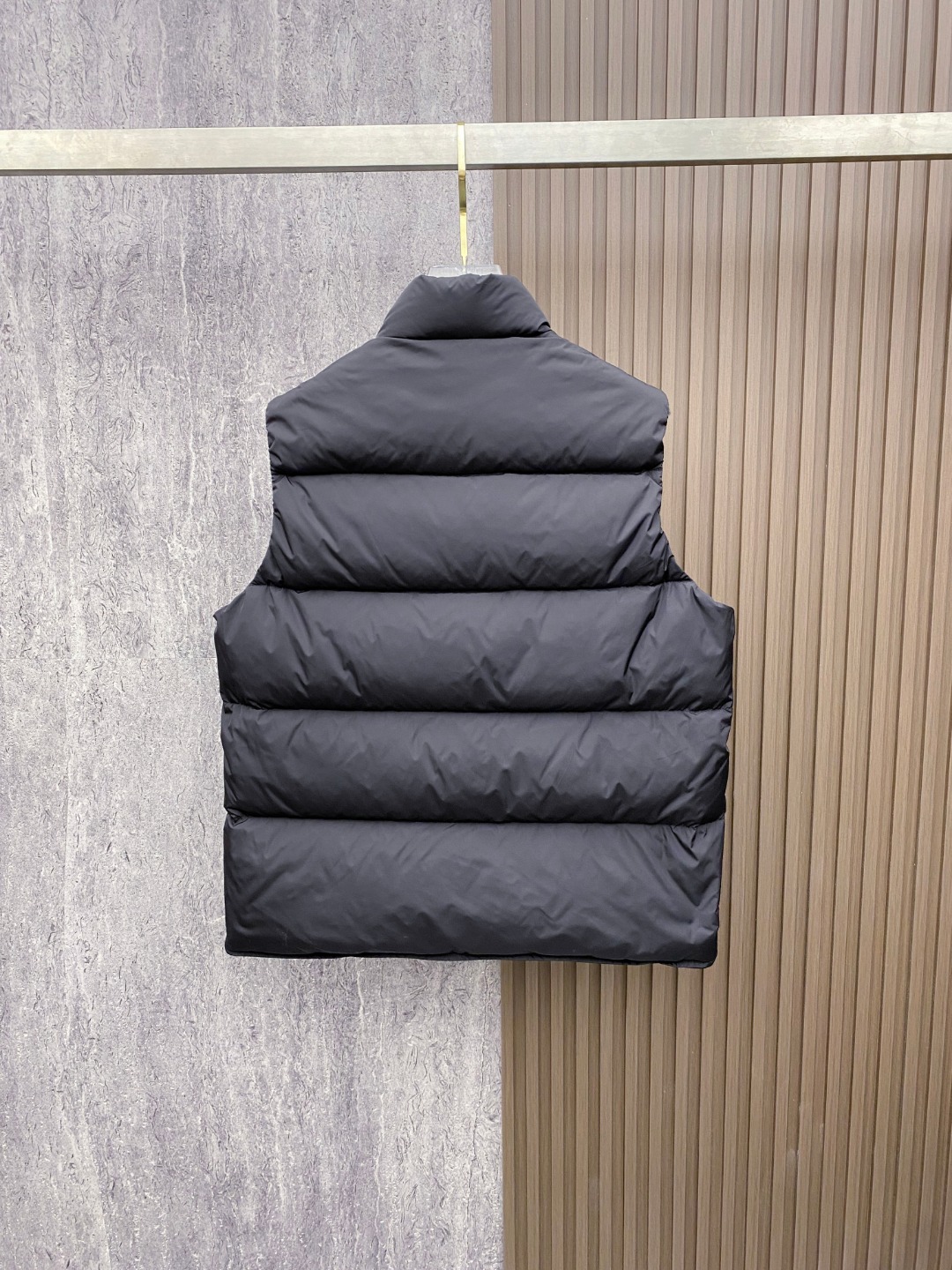Prada Down Vest White Duck Down 56
