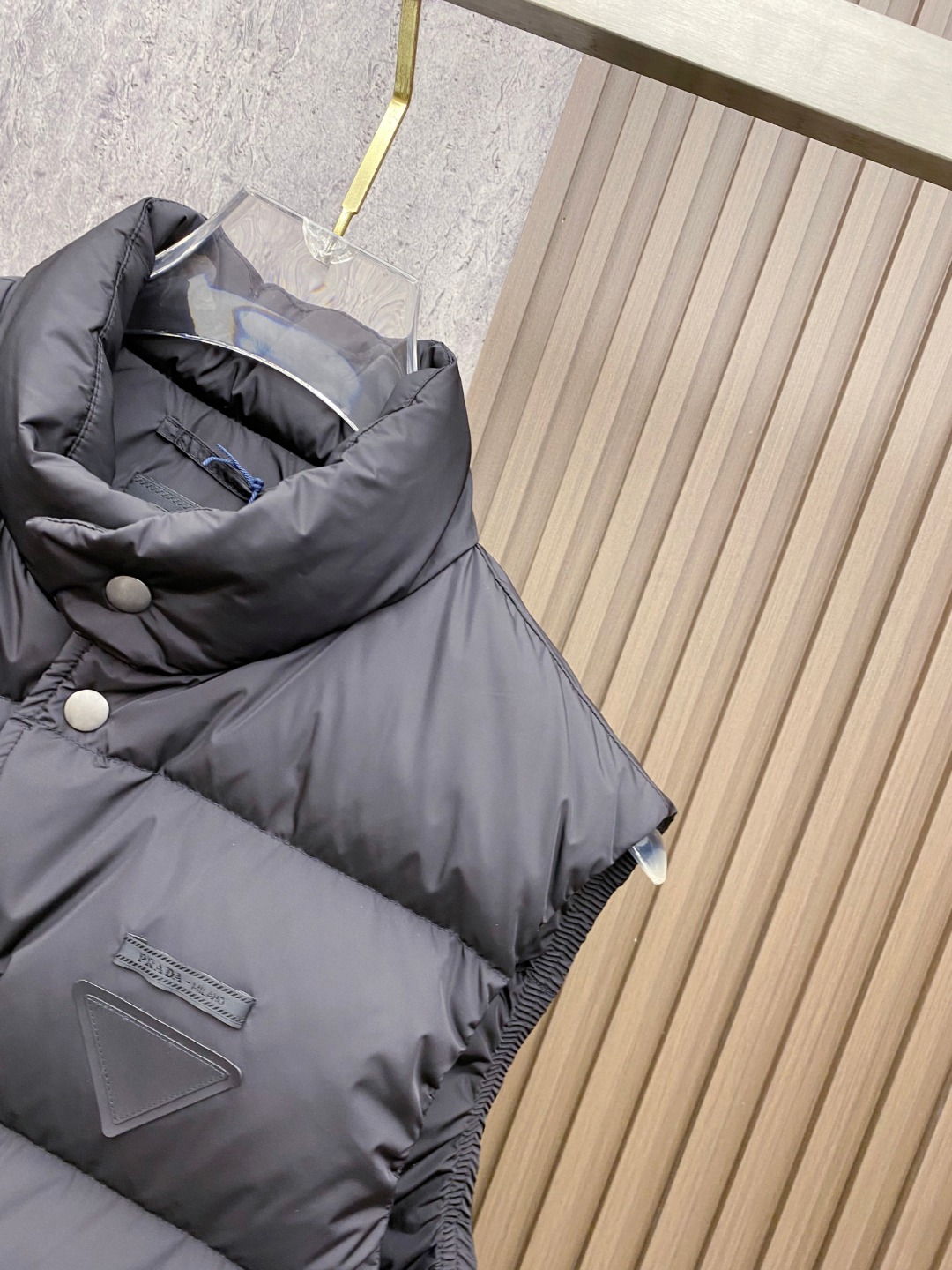 Prada Down Vest White Duck Down 56