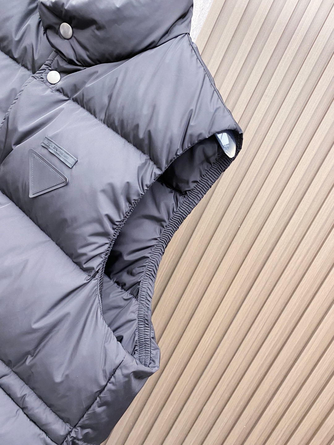 Prada Down Vest White Duck Down 56
