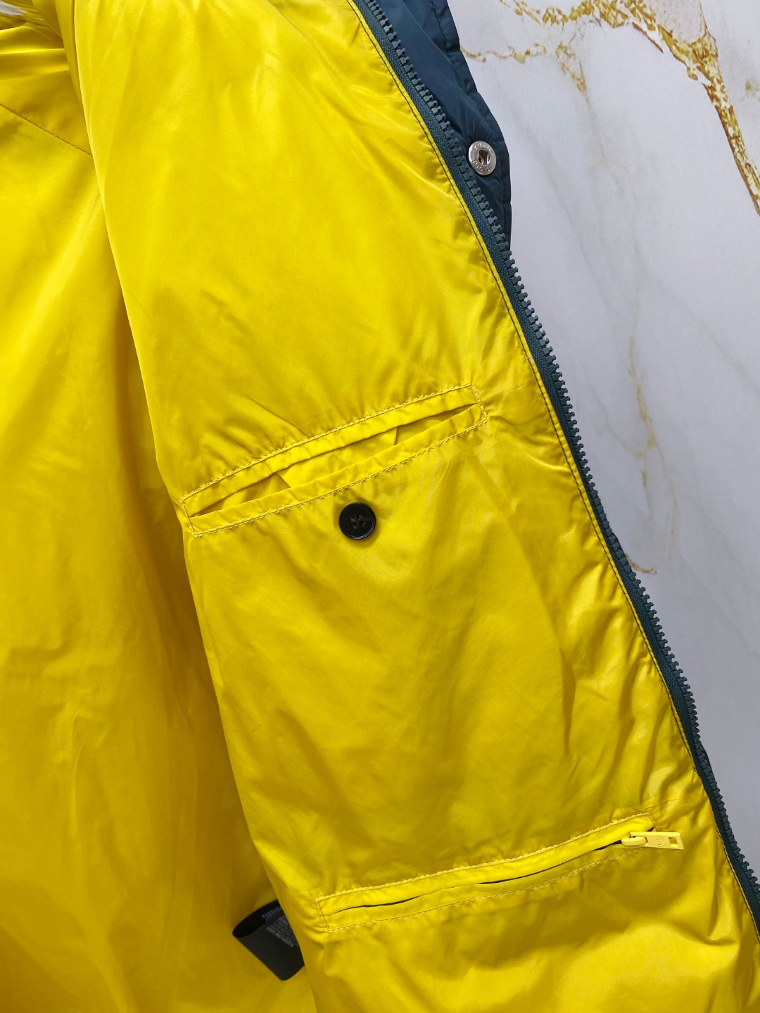 Prada Down Jacket Black Hooded L