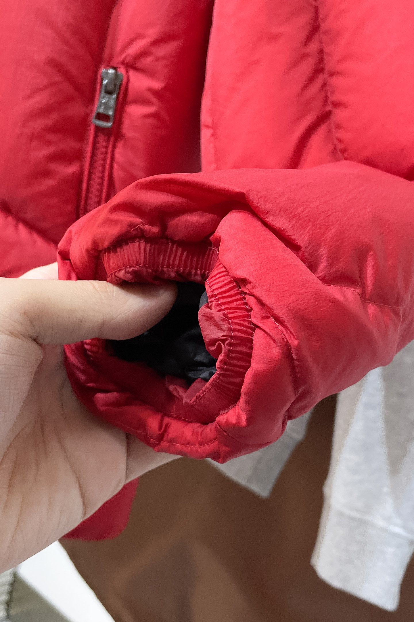 Moncler Down Jacket Black M-l-xl