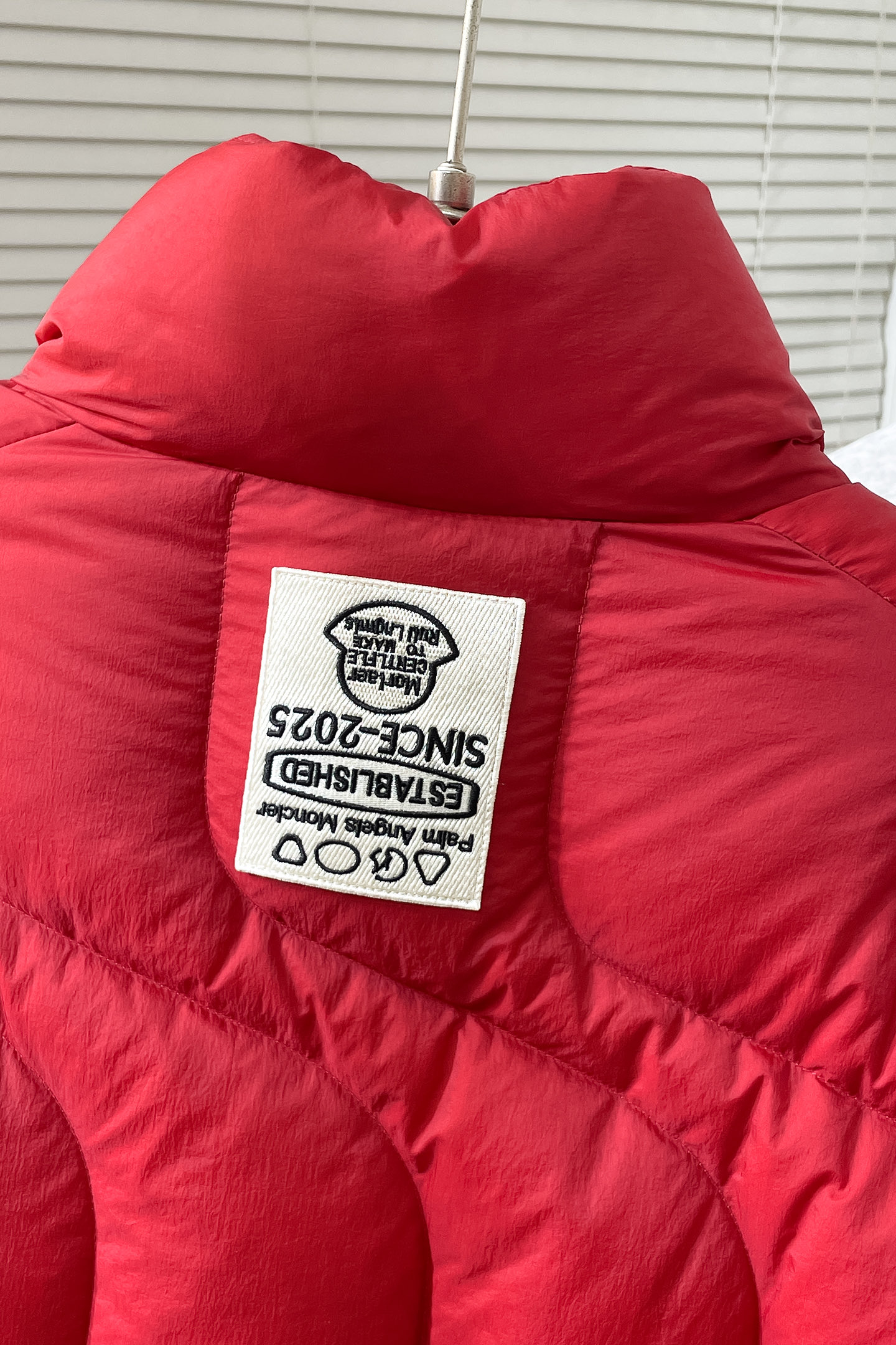Moncler Down Jacket Black M-l-xl