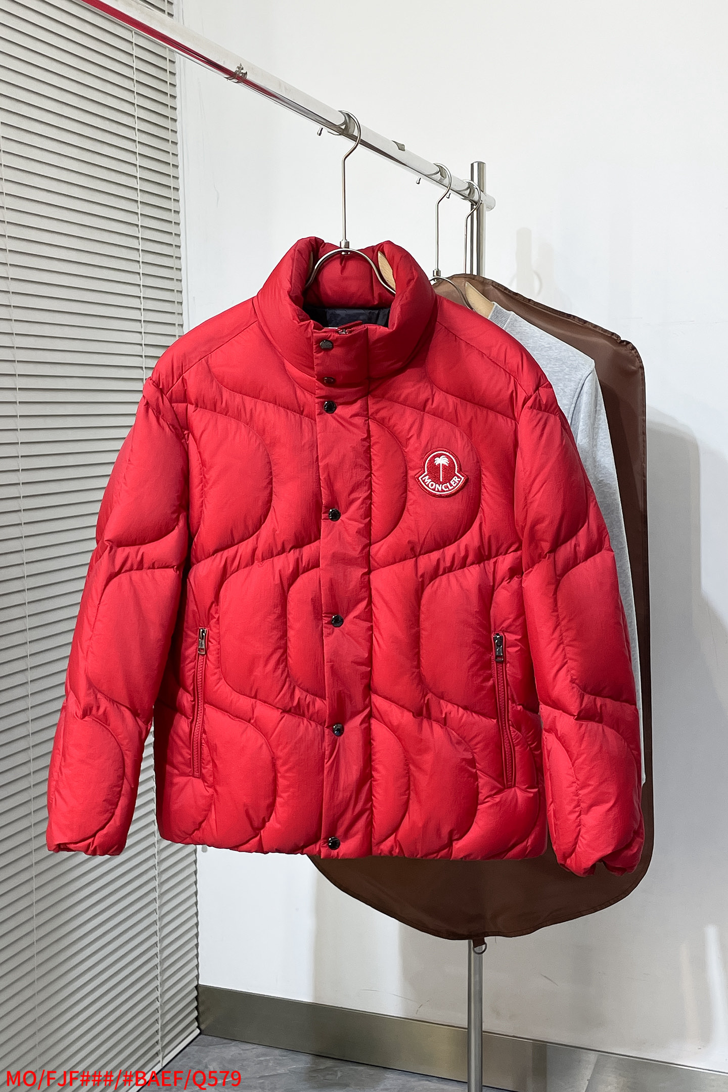 Moncler Down Jacket Black M-l-xl