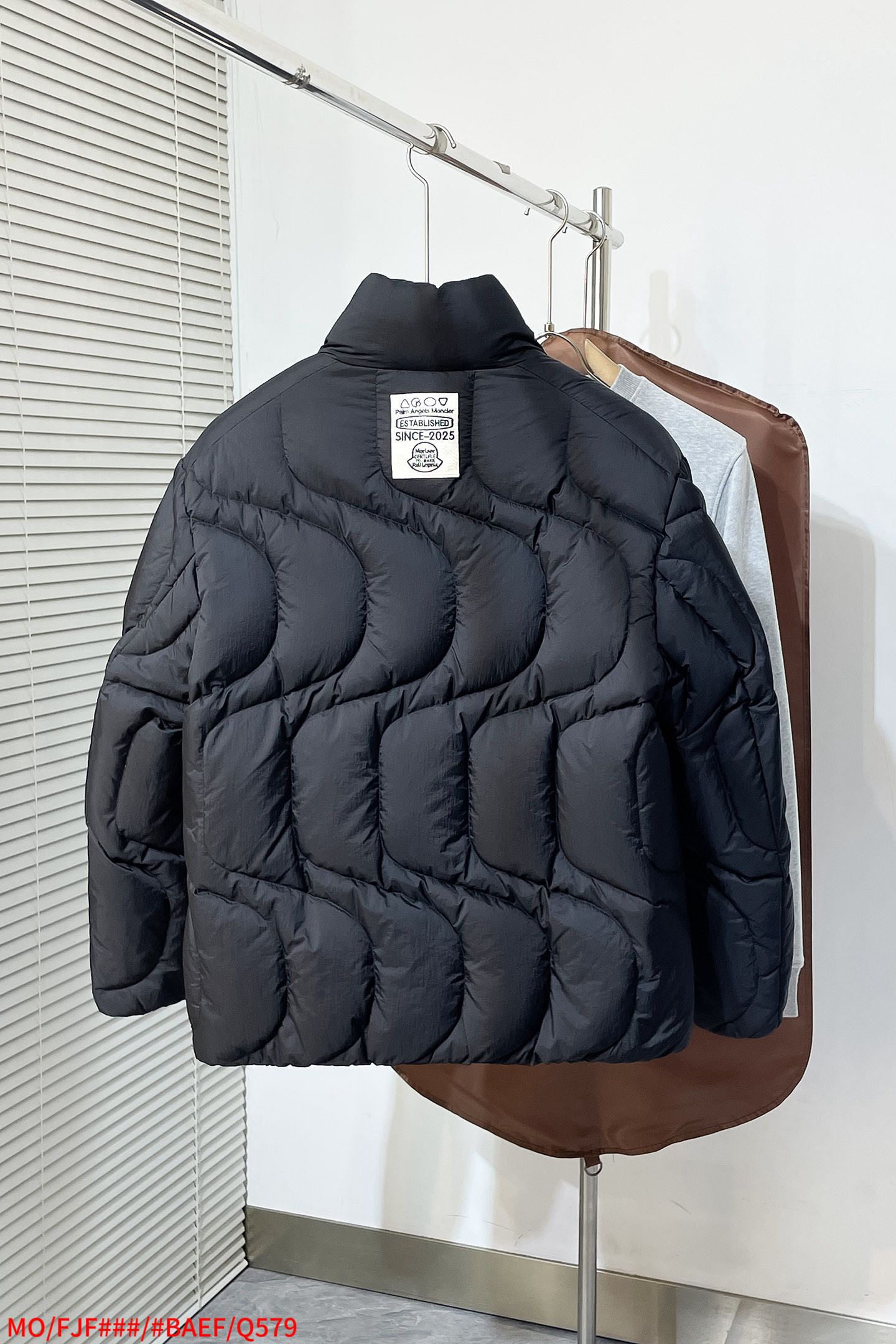 Moncler Down Jacket Black M-l-xl