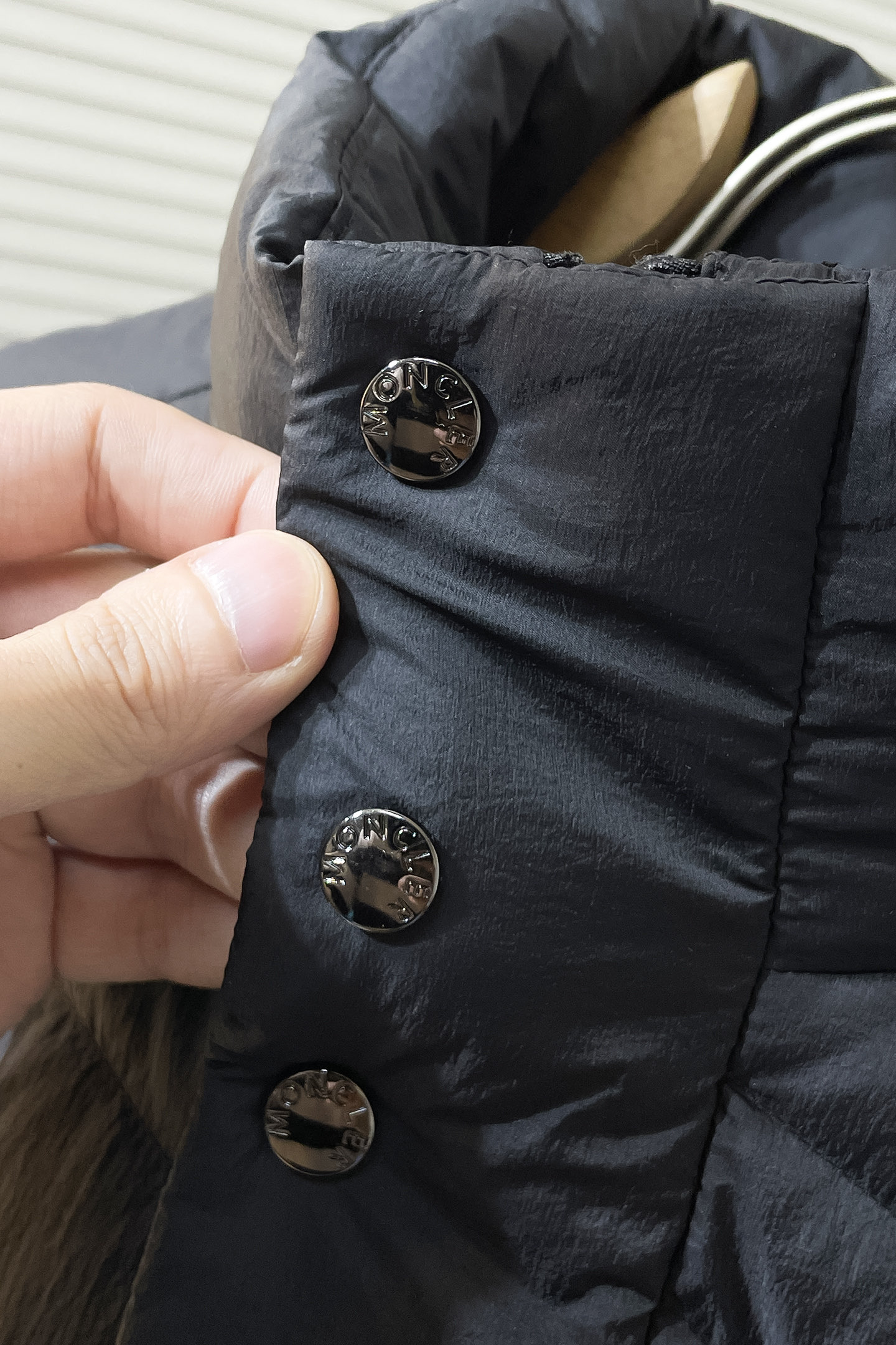 Moncler Down Jacket Black M-l-xl