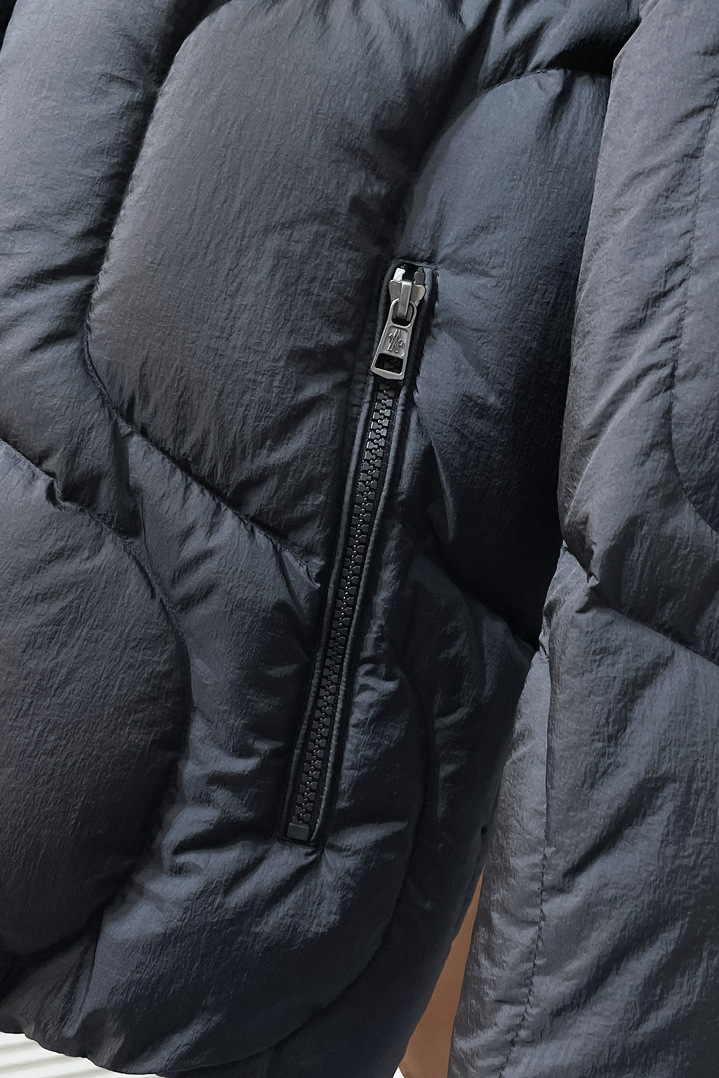 Moncler Down Jacket Black M-l-xl