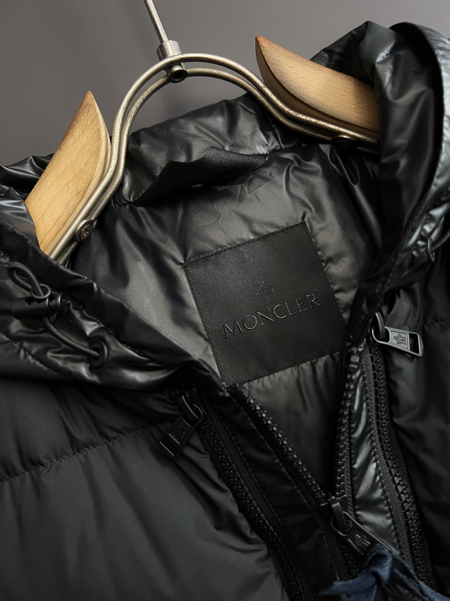 Moncler Down Jacket White Duck Down M