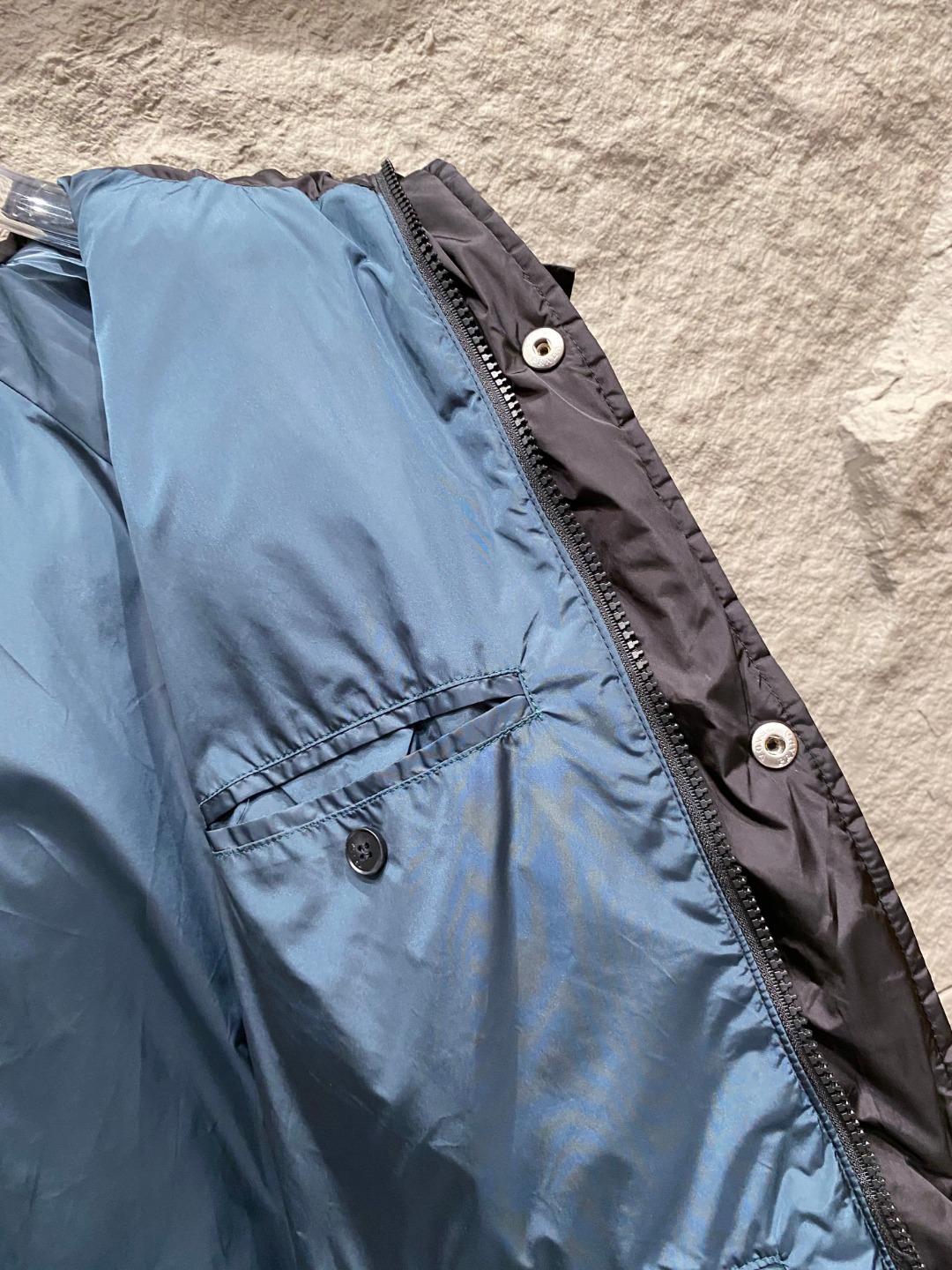Prada Down Jacket Black Hooded L