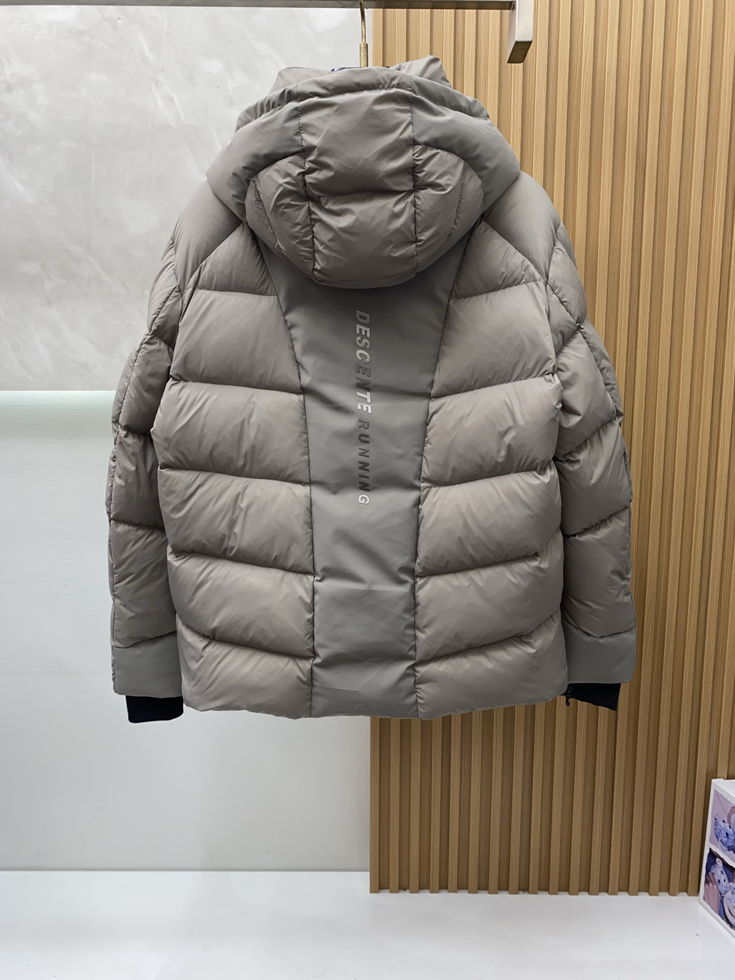 Descente Male Down Jacket White Duck Down M-xl