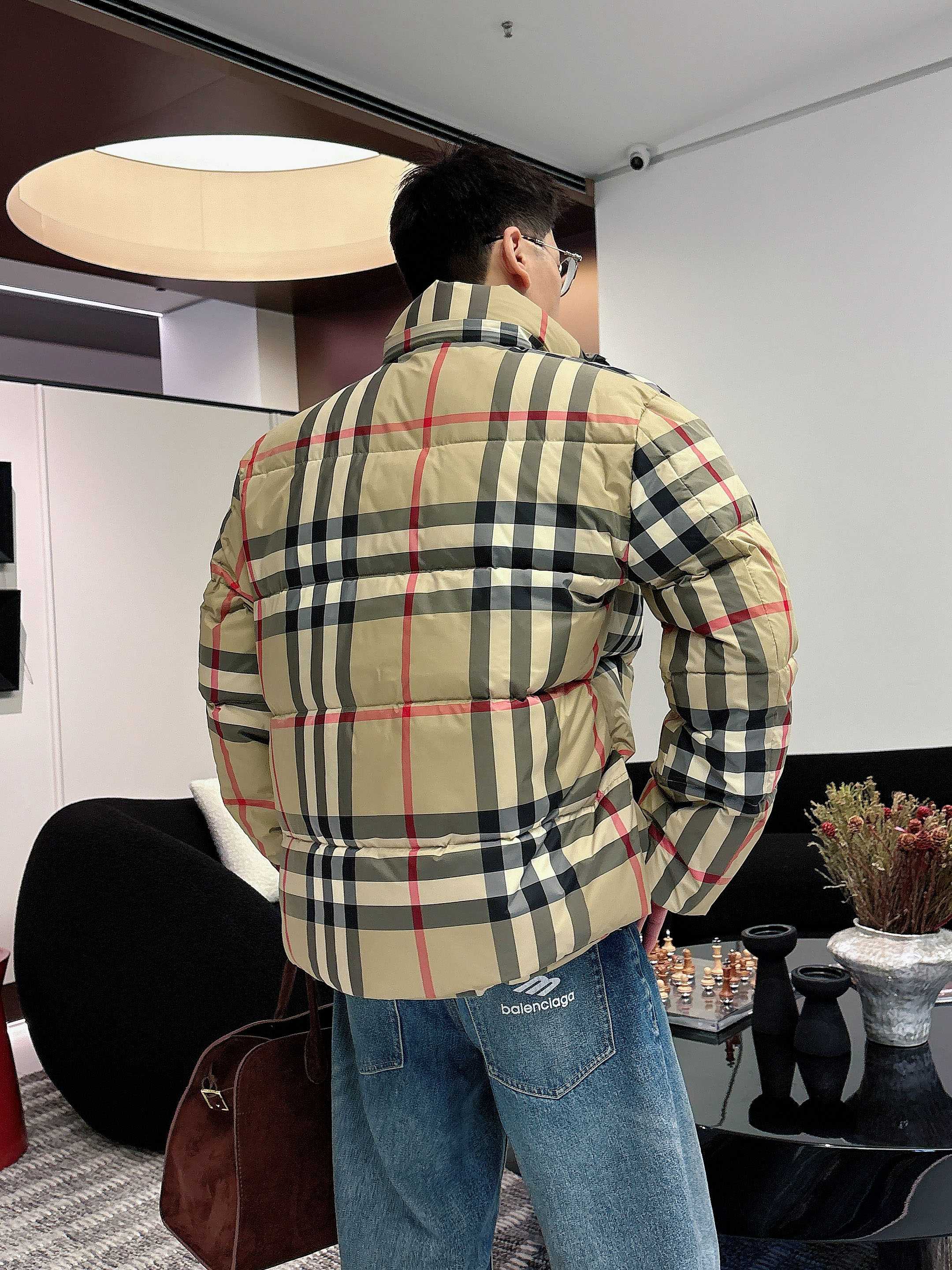 Burberry Down Jacket S-m-l-xl
