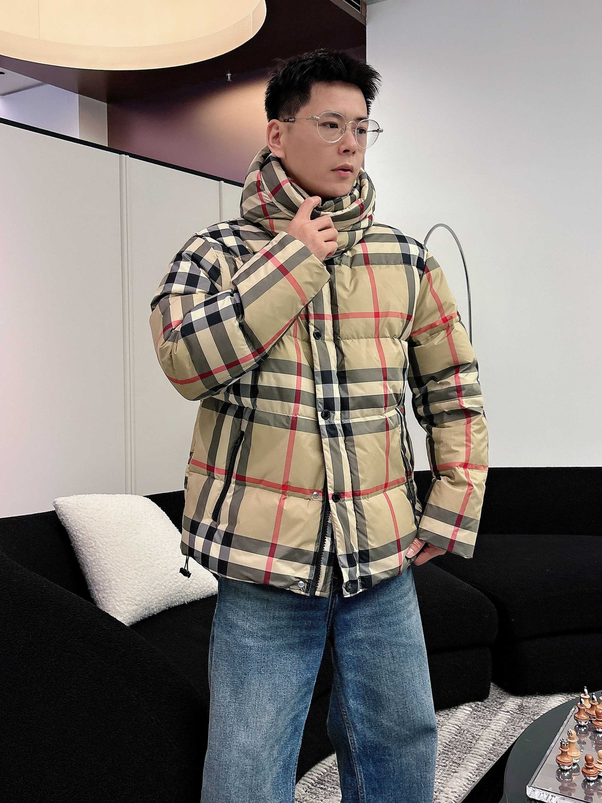 Burberry Down Jacket S-m-l-xl