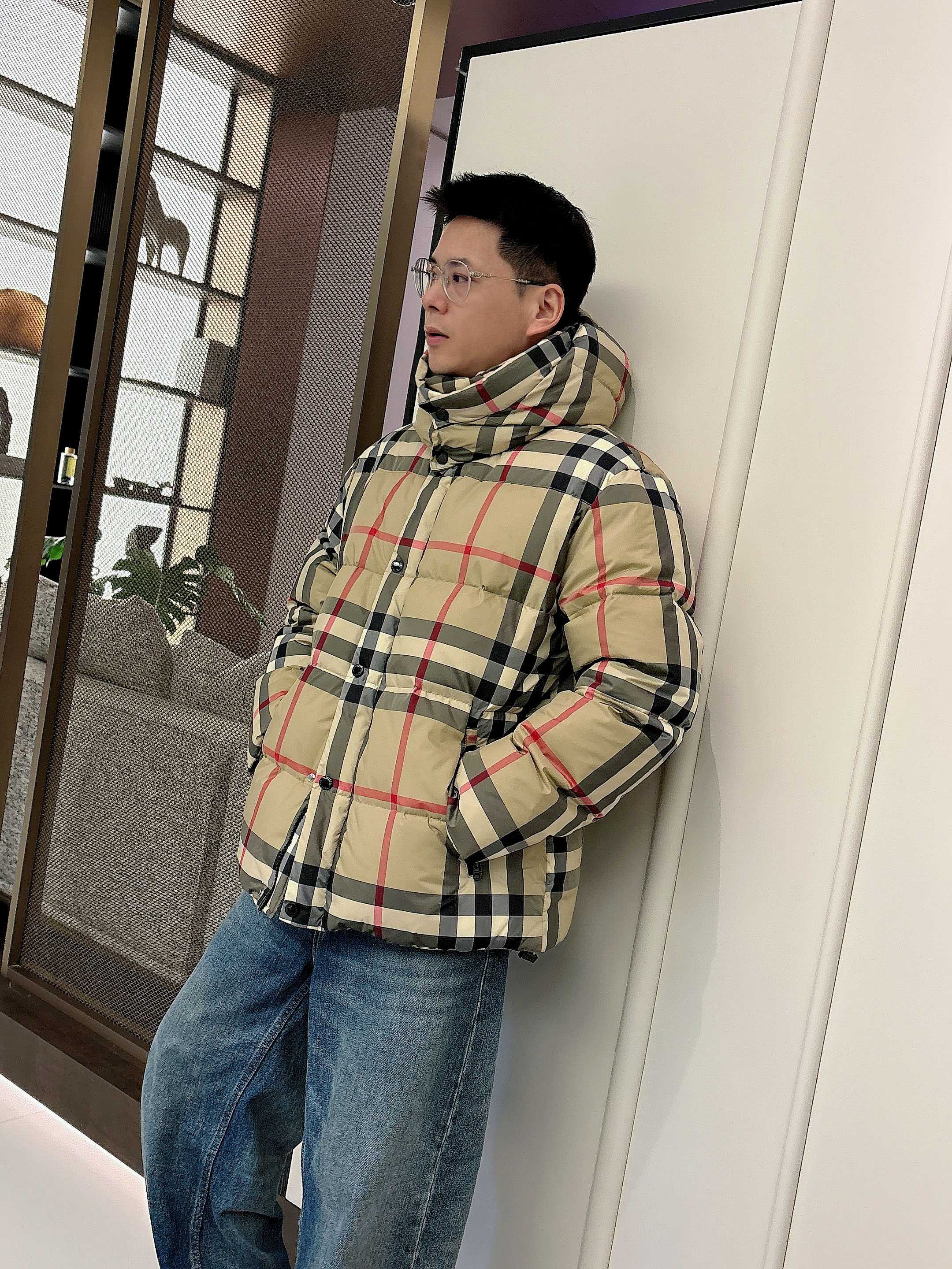 Burberry Down Jacket S-m-l-xl