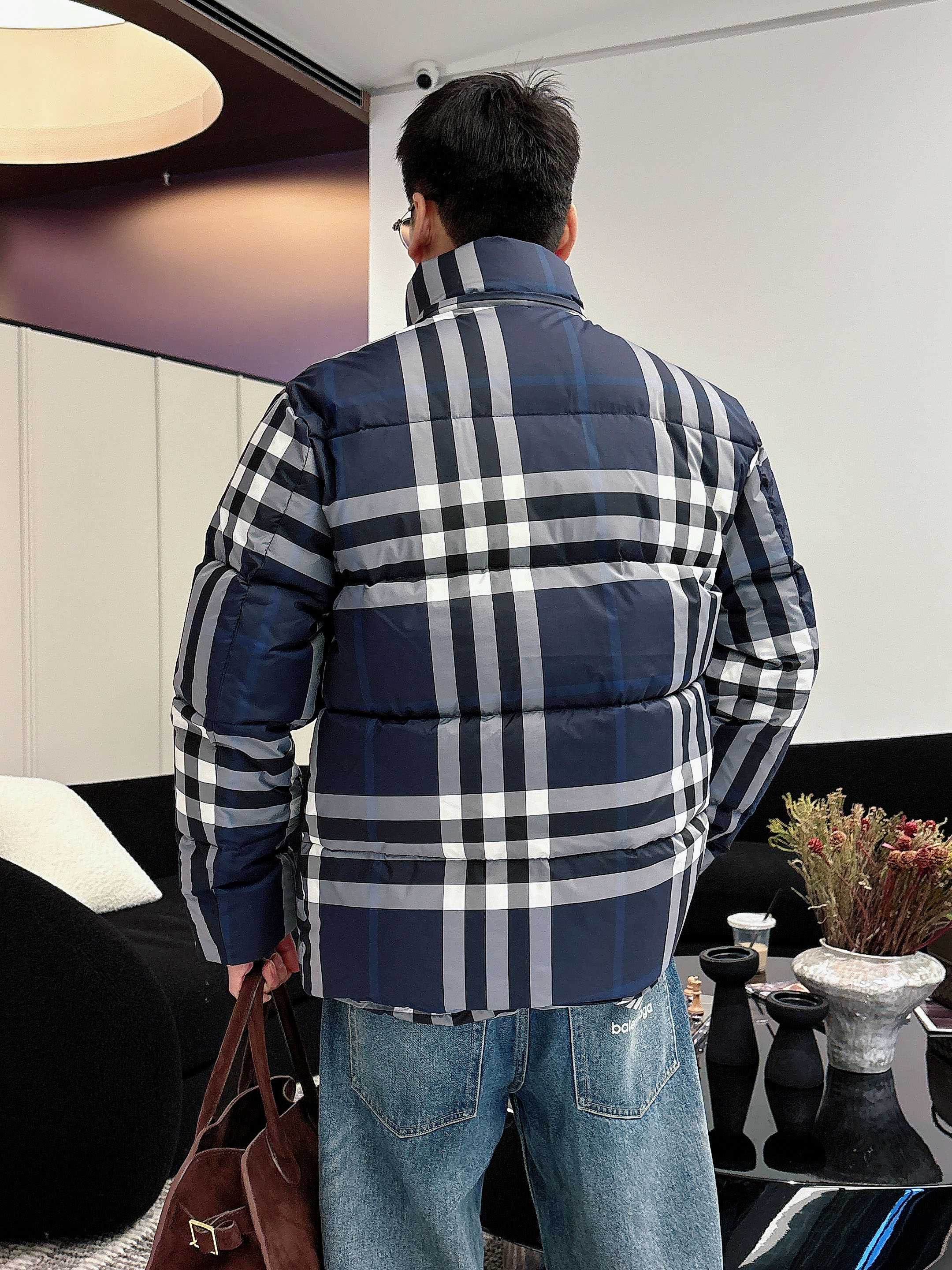 Burberry Down Jacket S-m-l-xl
