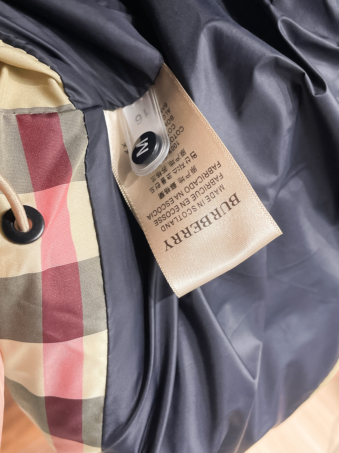 Burberry Down Jacket S-m-l-xl