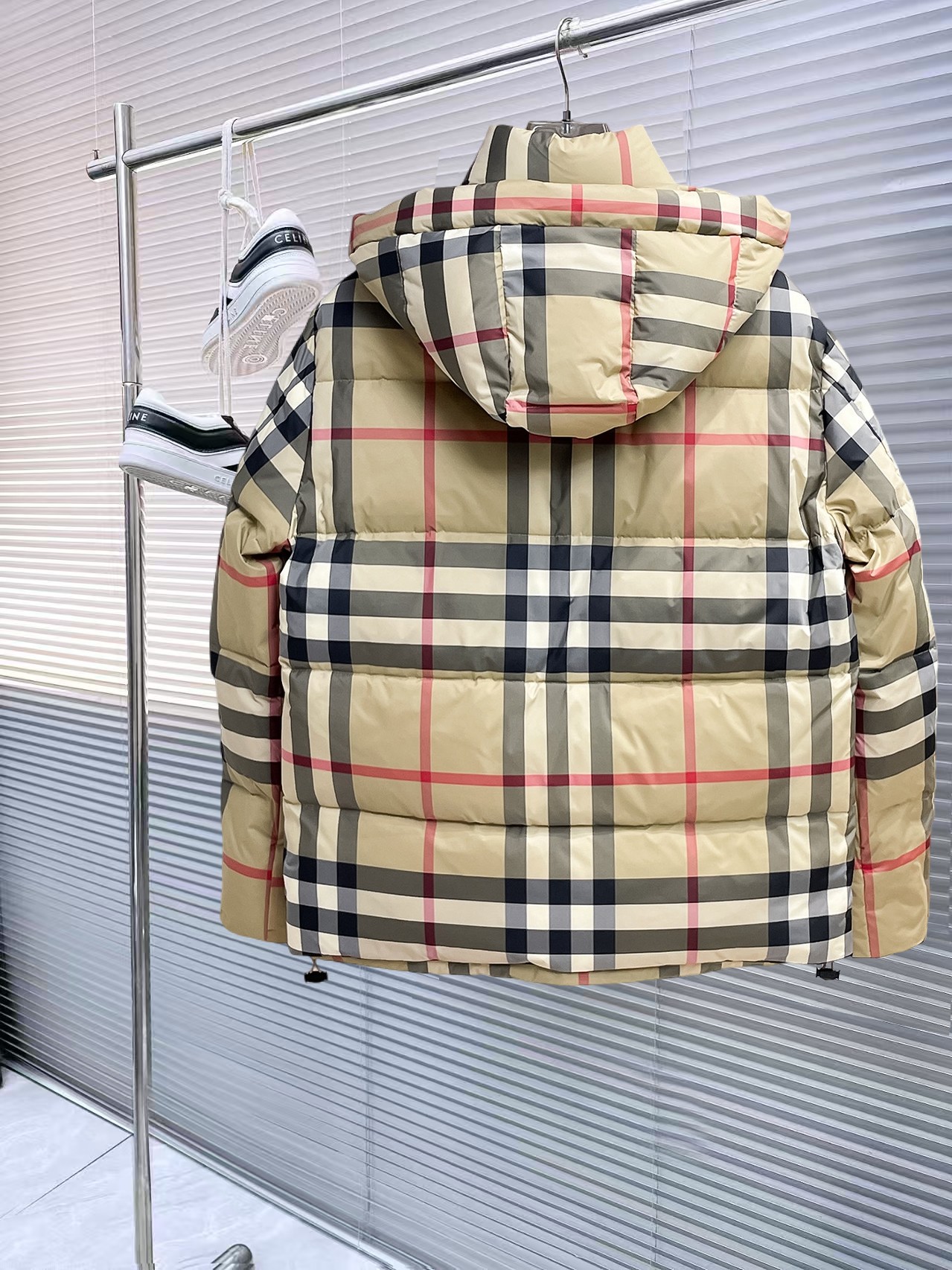 Burberry Down Jacket S-m-l-xl