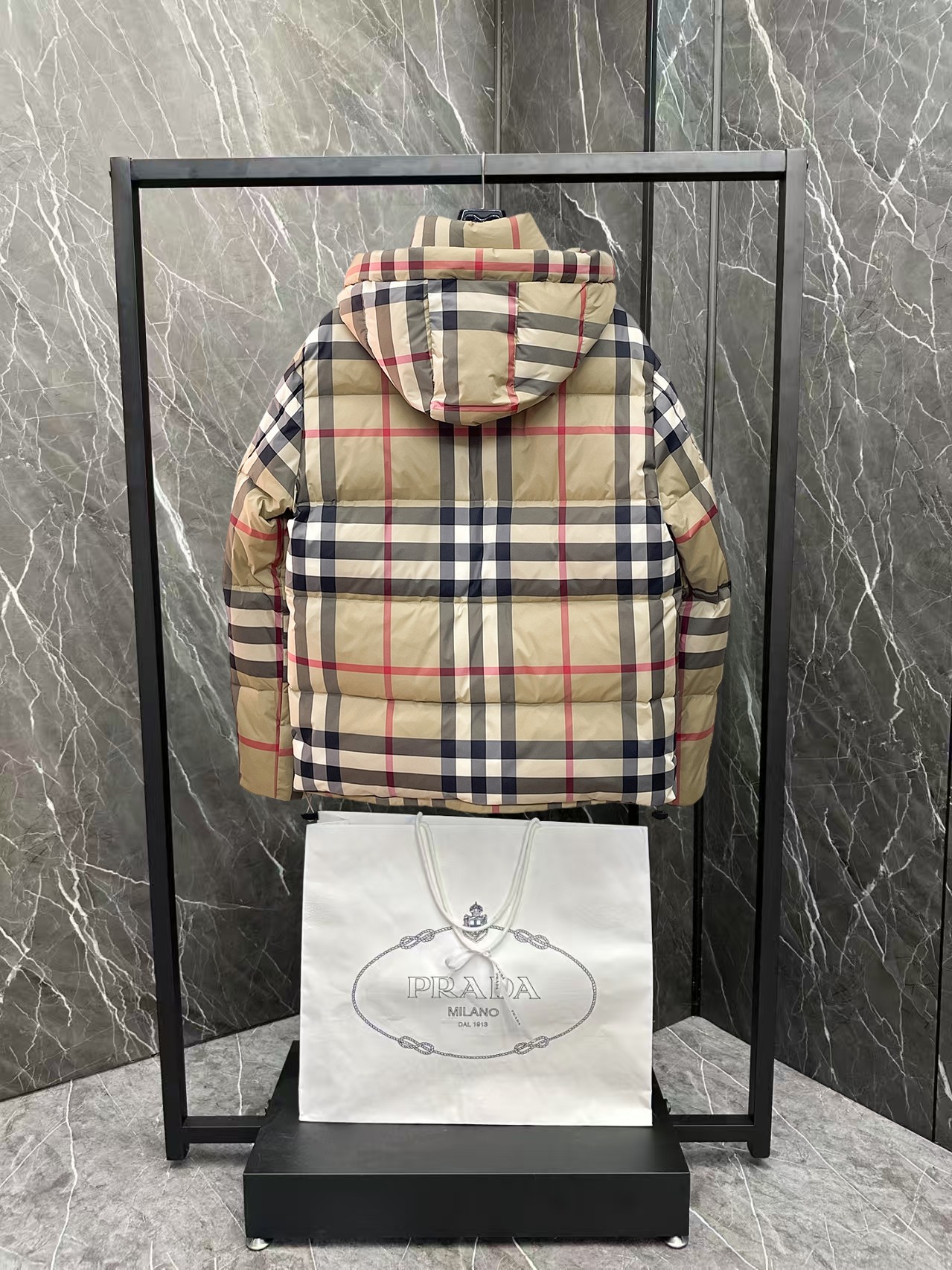 Burberry Down Jacket S-m-l-xl