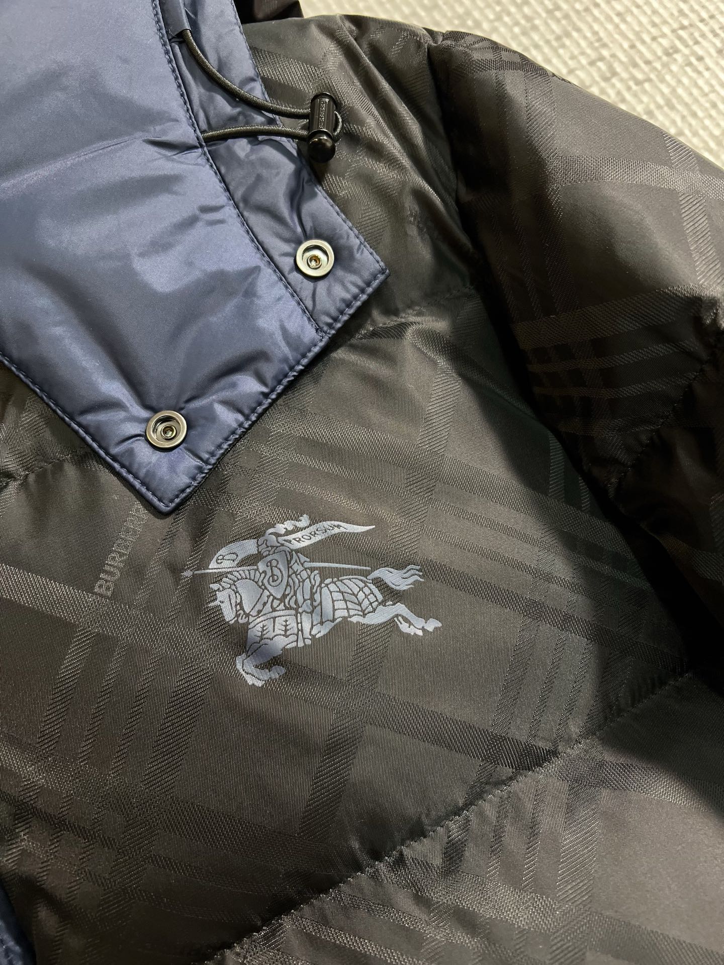 Burberry Down Jacket Hooded M-xl