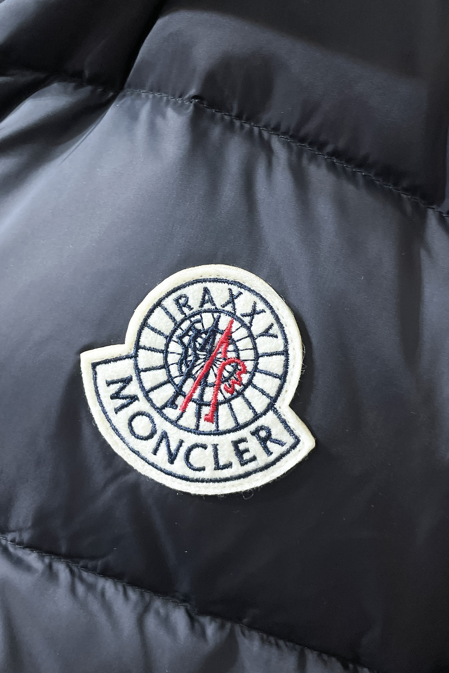 Moncler Couple Down Jacket White Duck Down M-l-xl