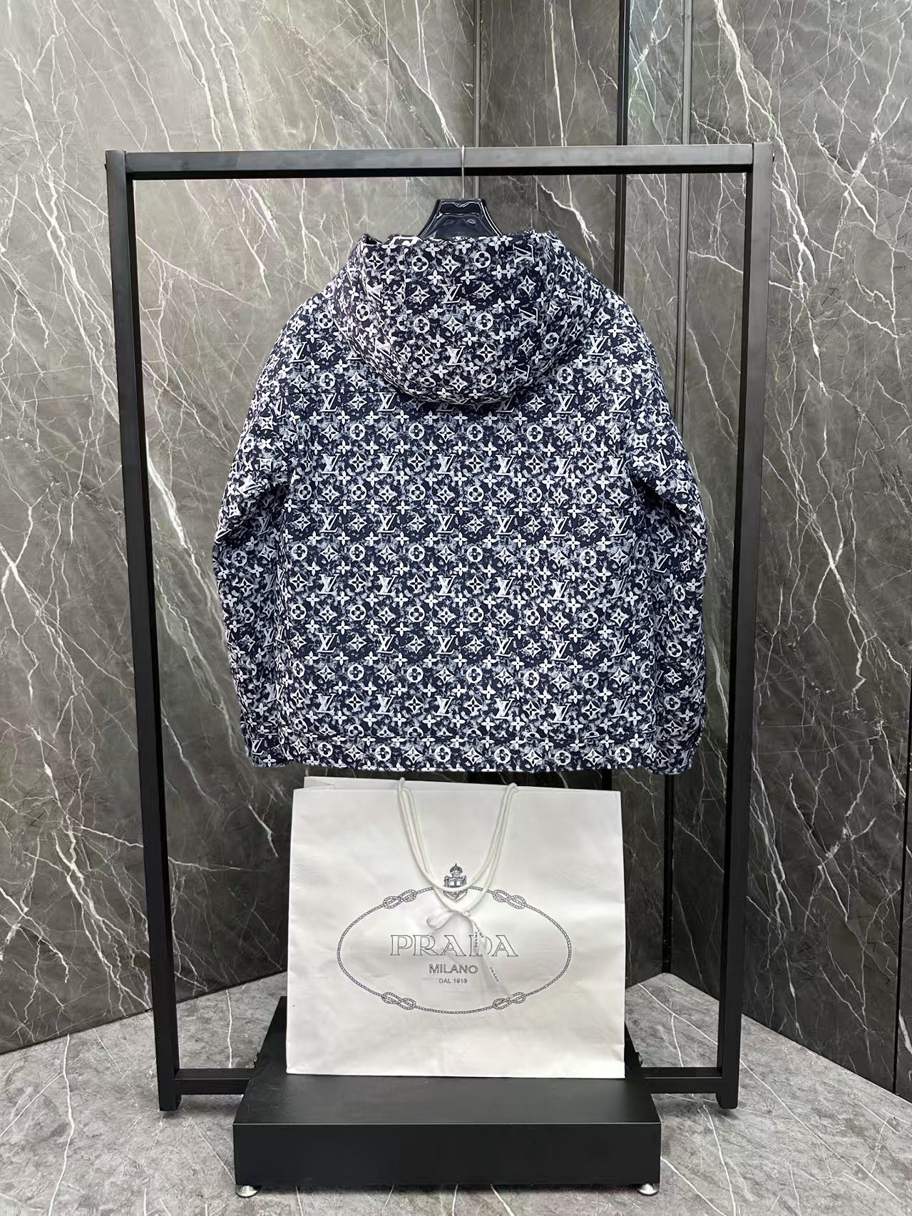 Louis Vuitton Down Jacket S-m-l-xl