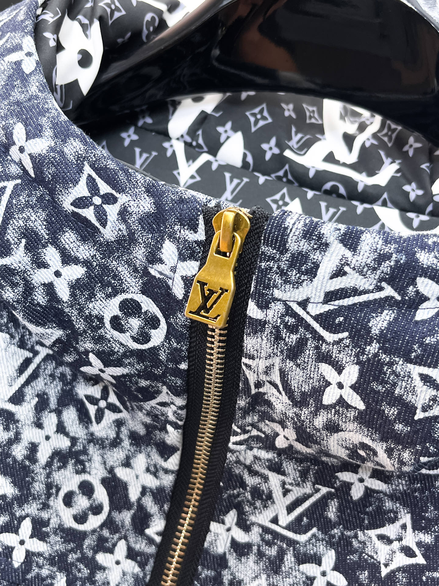 Louis Vuitton Down Jacket S-m-l-xl
