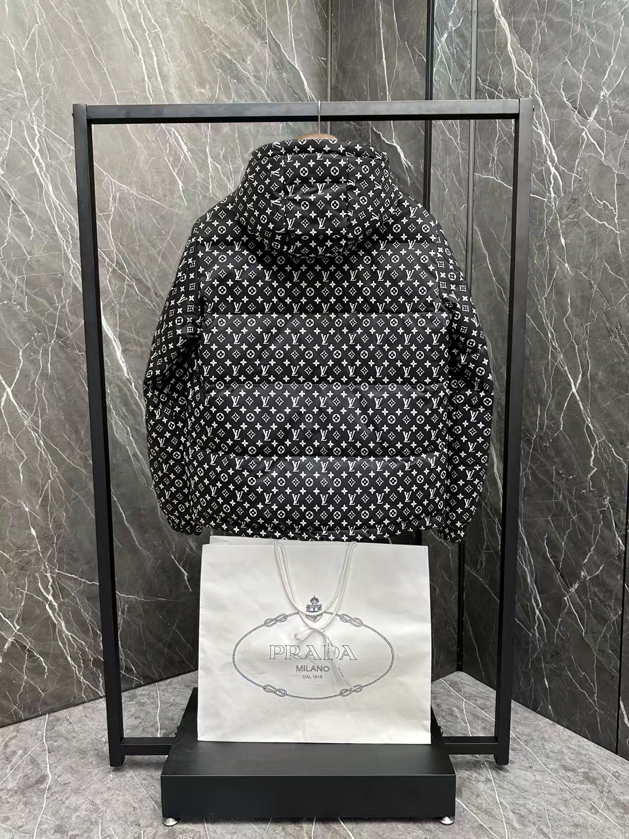 Louis Vuitton Down Jacket S-m-l-xl
