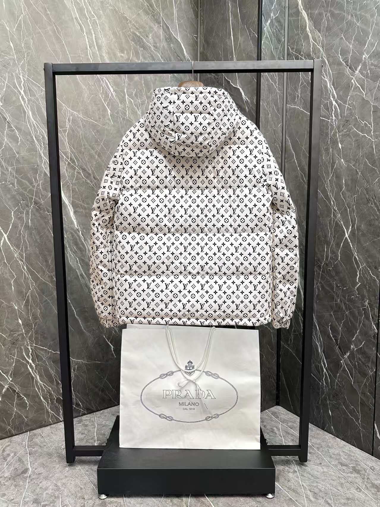 Louis Vuitton Down Jacket S-m-l-xl