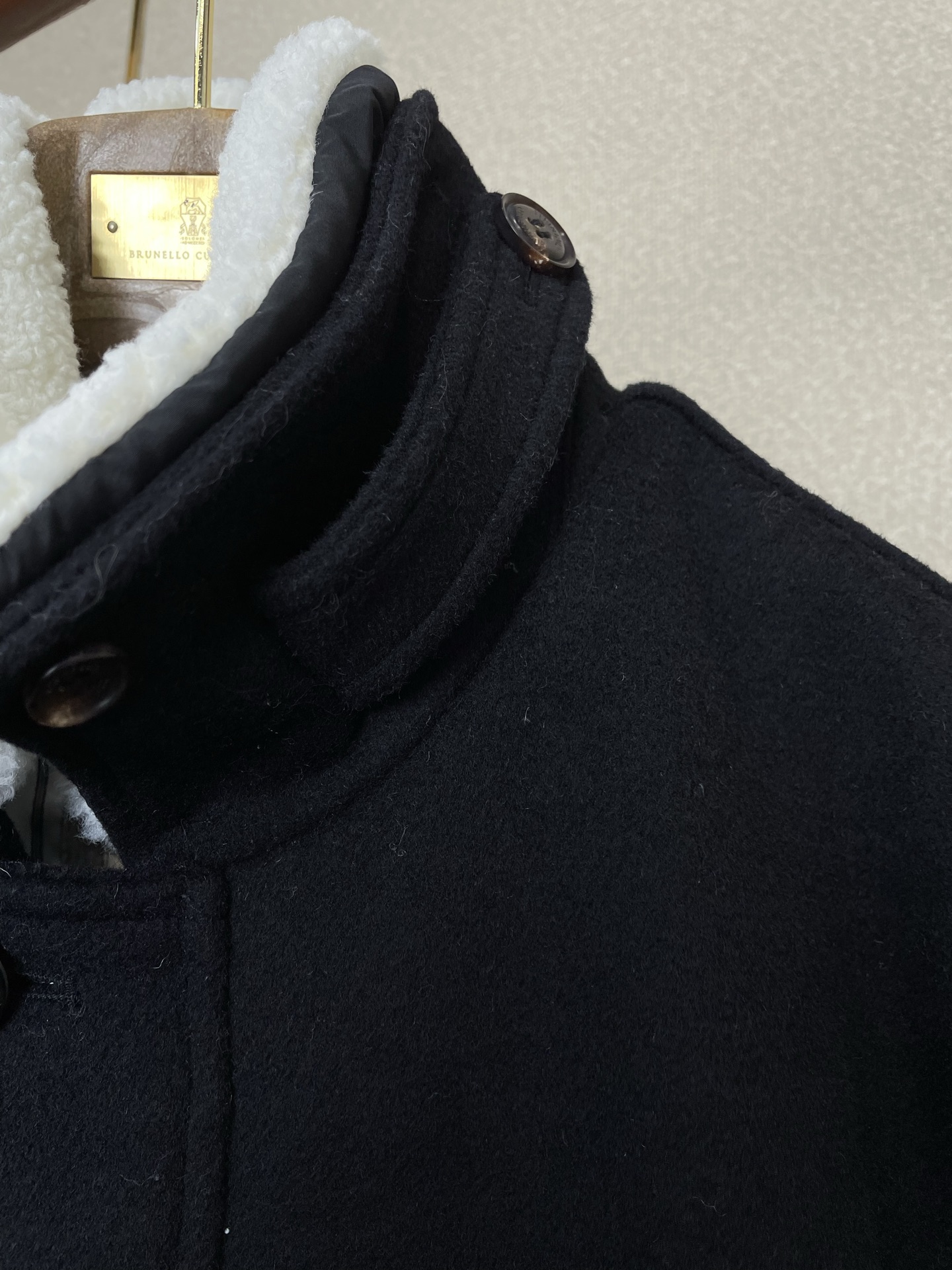 Brunello Cucinelli Basic Clothing L