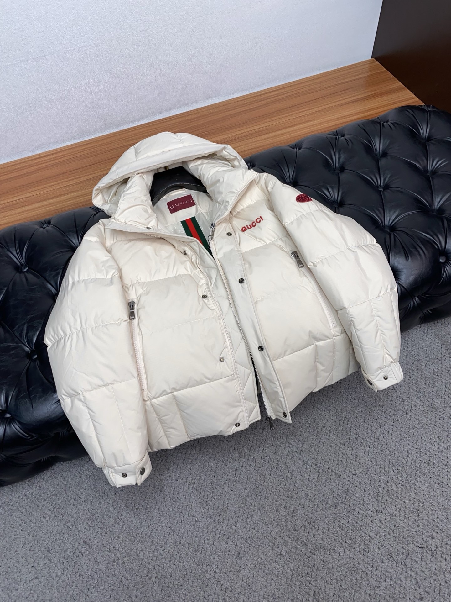 Gucci Couple Down Jacket White Duck Down M-xl