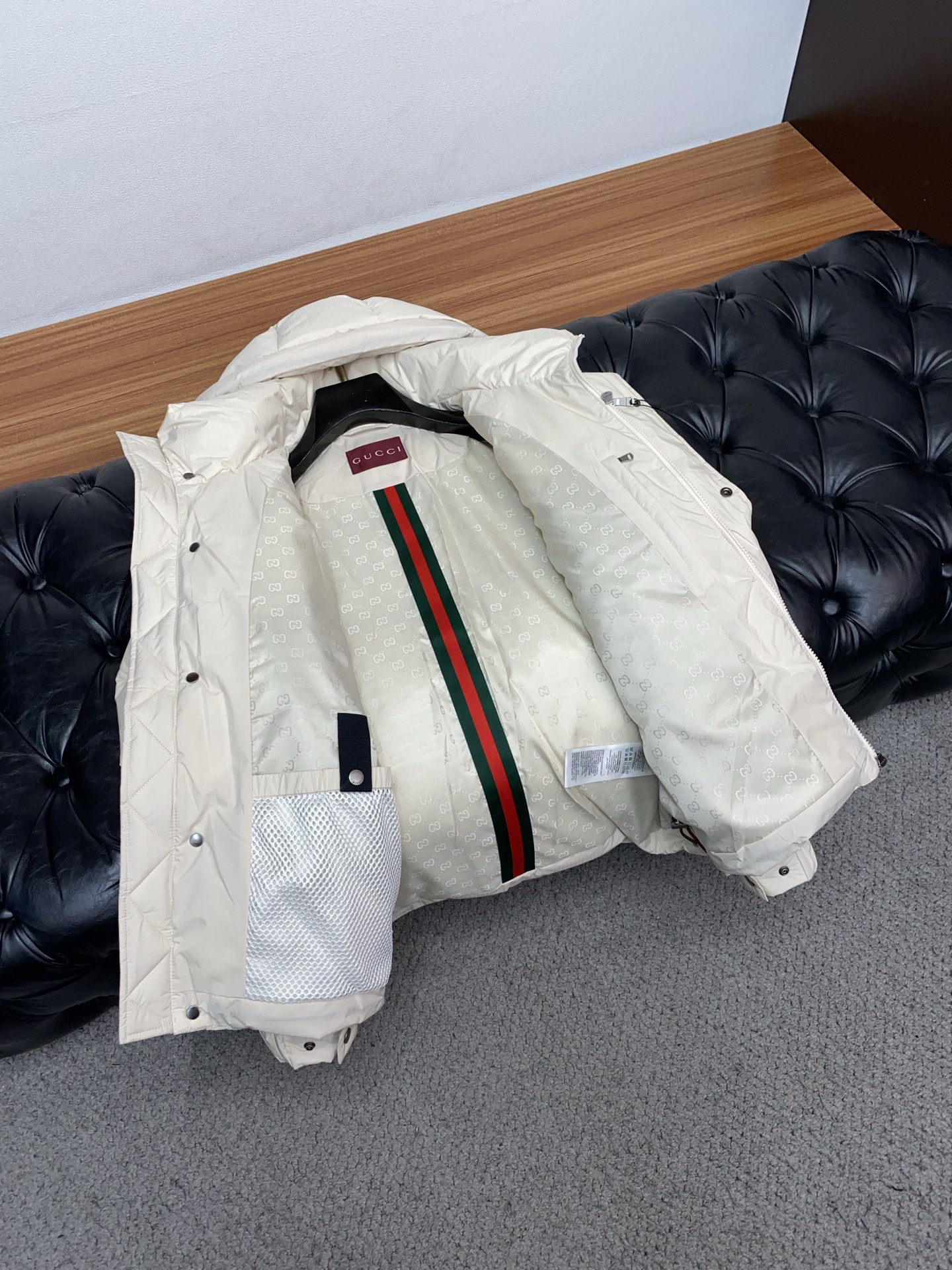 Gucci Couple Down Jacket White Duck Down M-xl