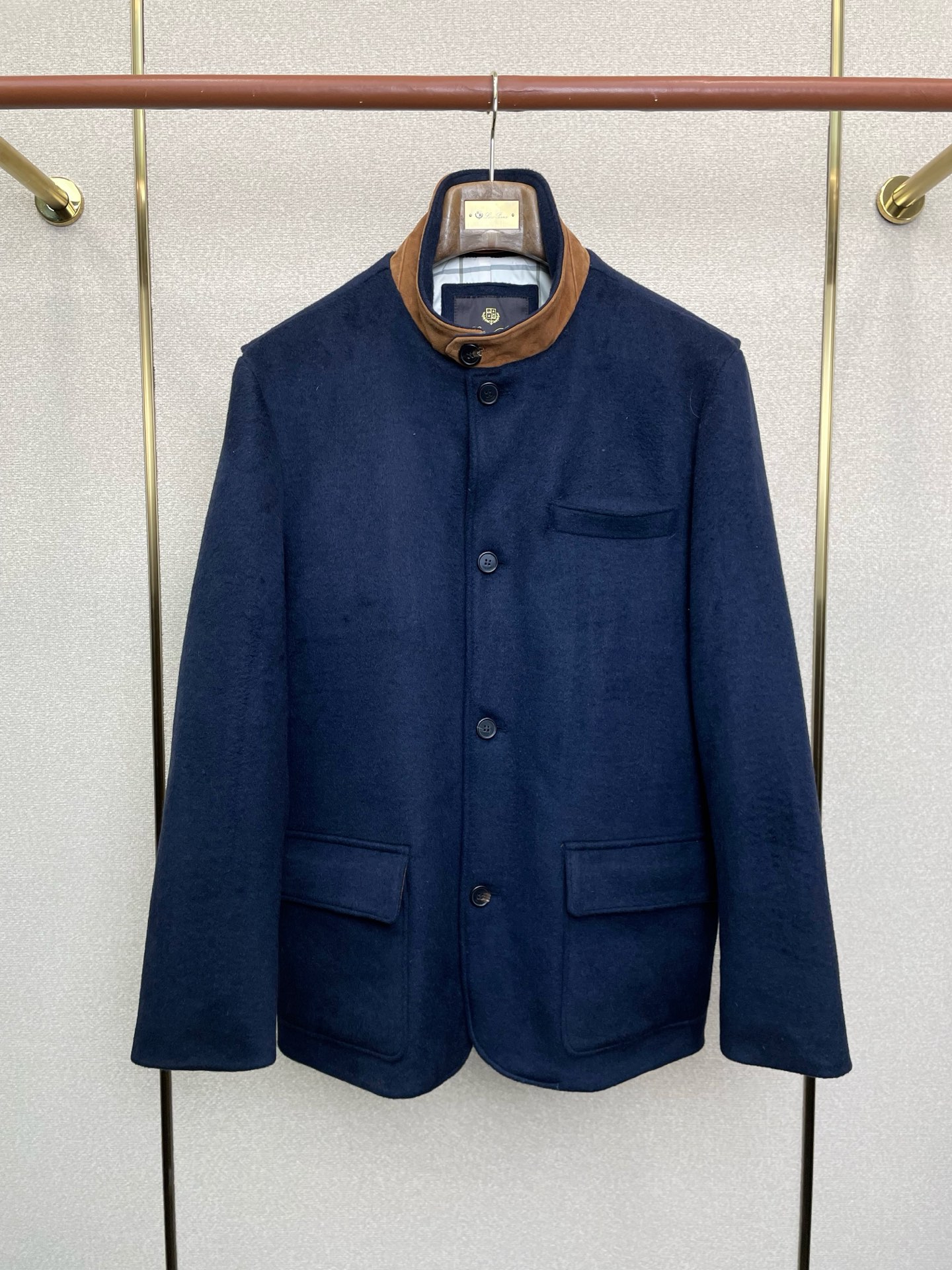 Loro Piana Basic Clothing L