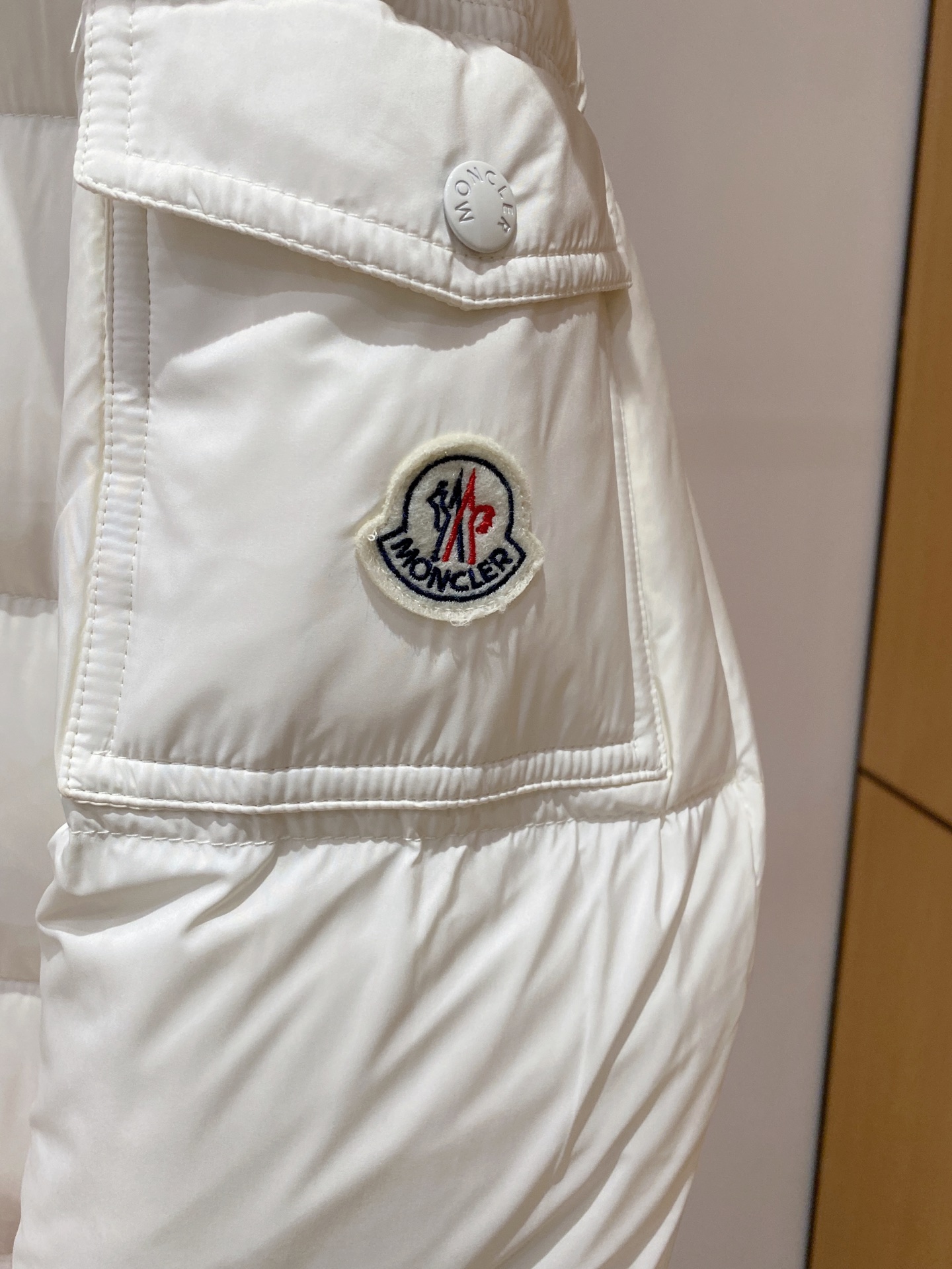 Moncler Couple Down Jacket Goose Down S-m-l
