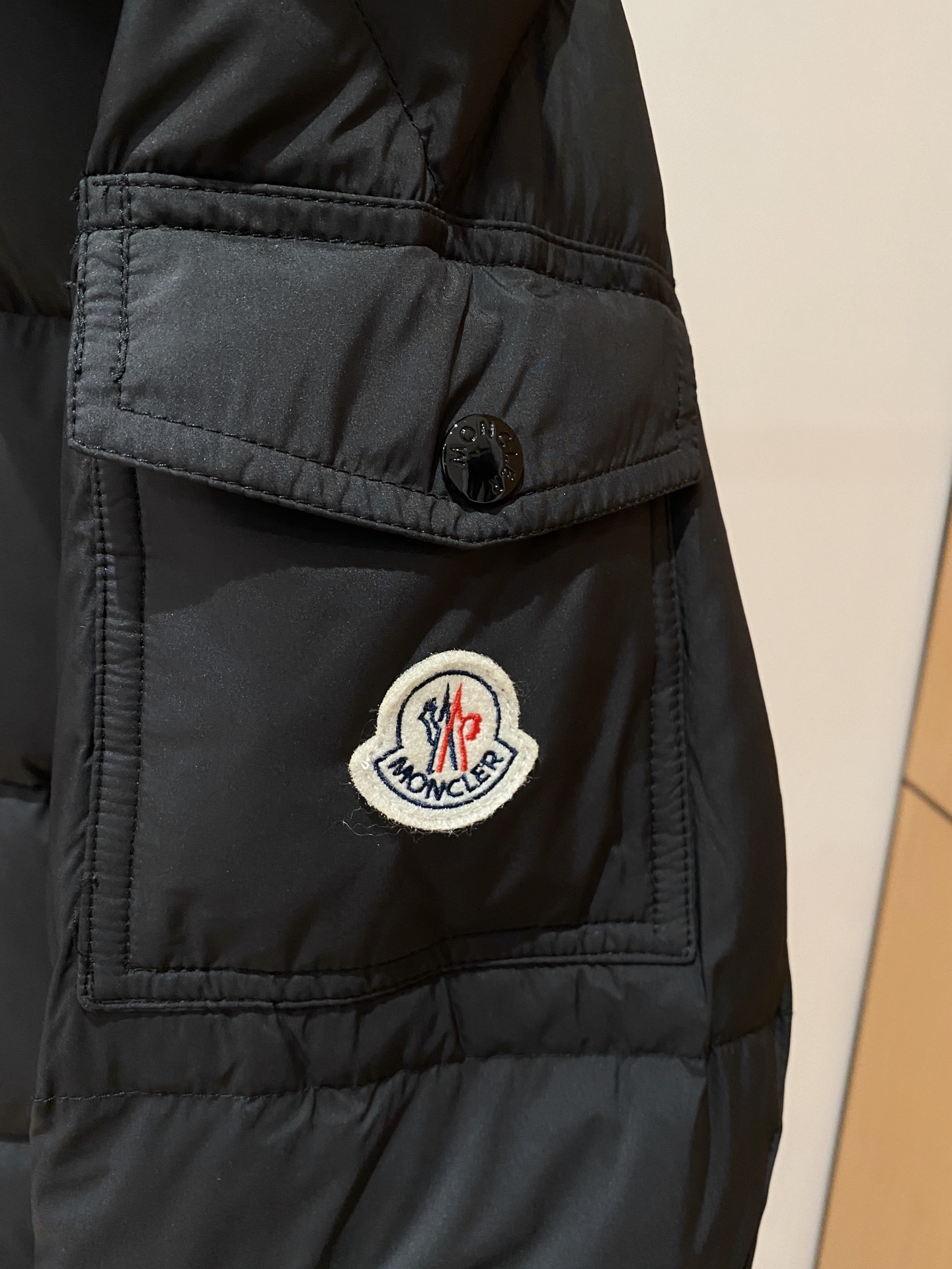 Moncler Couple Down Jacket Goose Down S-m-l