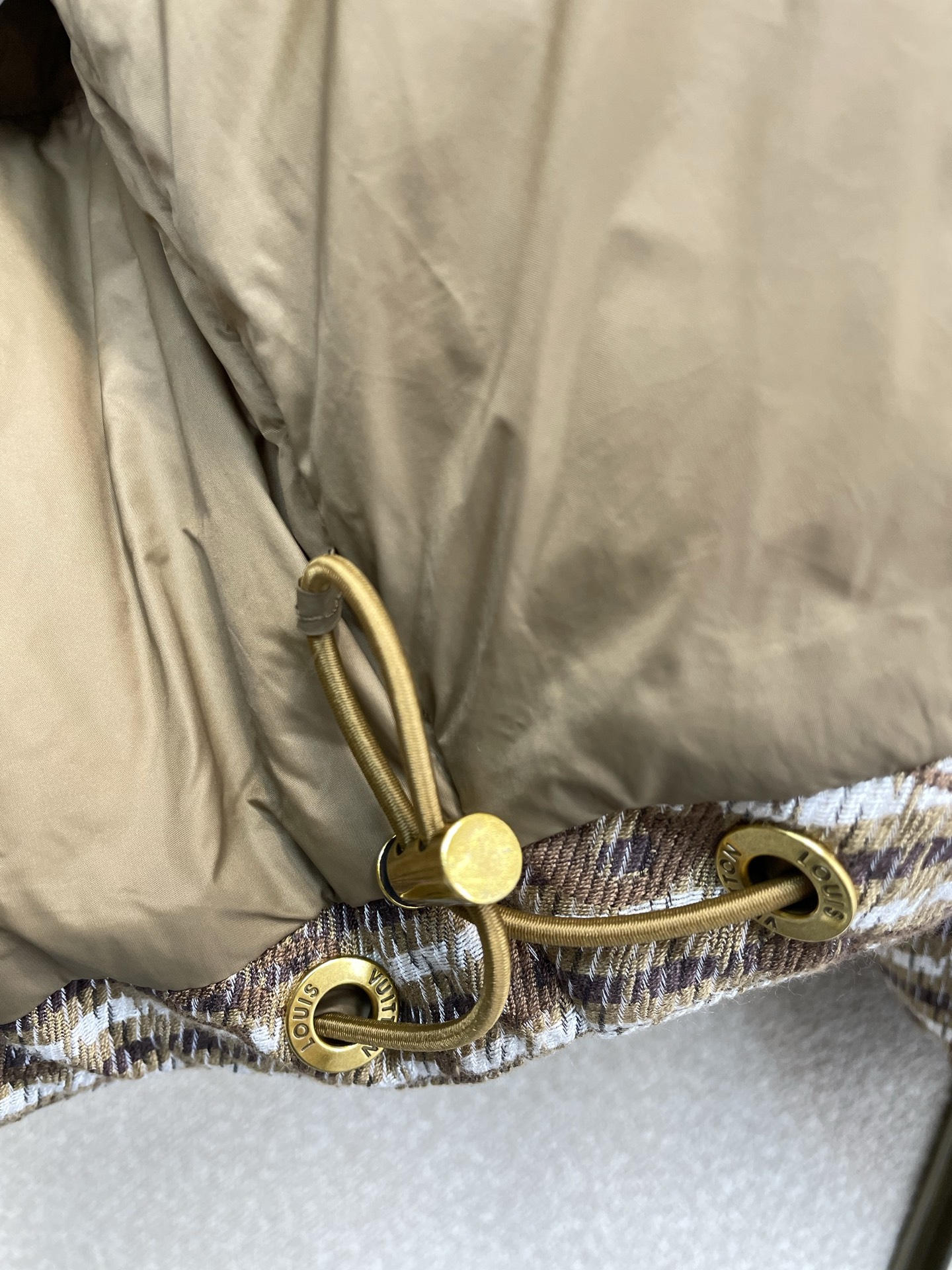 Louis Vuitton Down Jacket Hooded S-m-l-xl