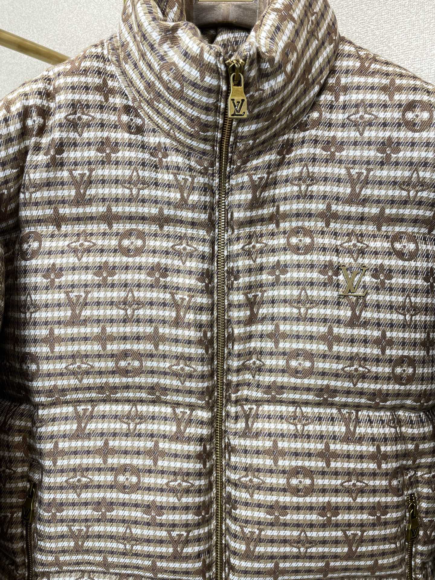 Louis Vuitton Down Jacket Hooded S-m-l-xl