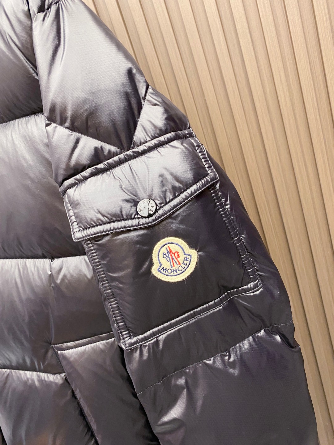 Moncler Basic Clothing White Duck Down M-l