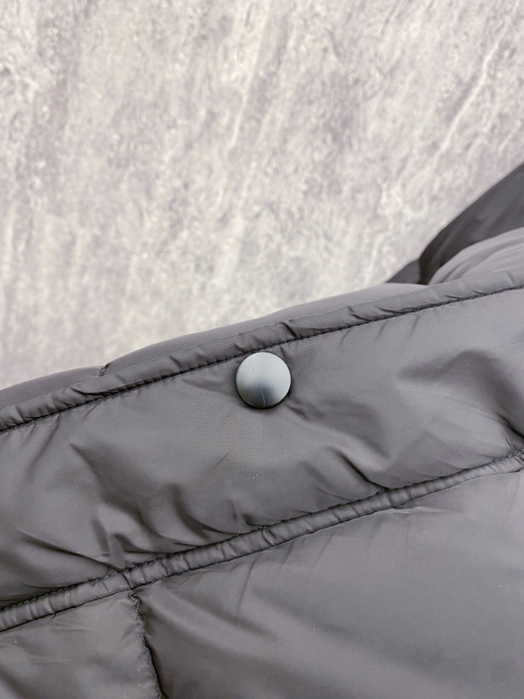 Prada Down Jacket Black Hooded L