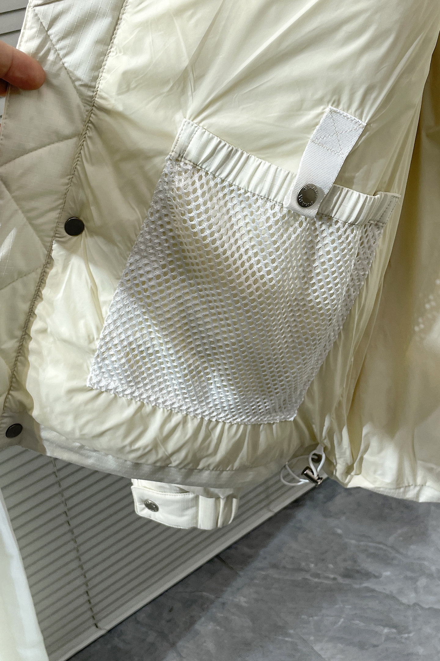 Prada Down Jacket White Duck Down Black S-m-xl