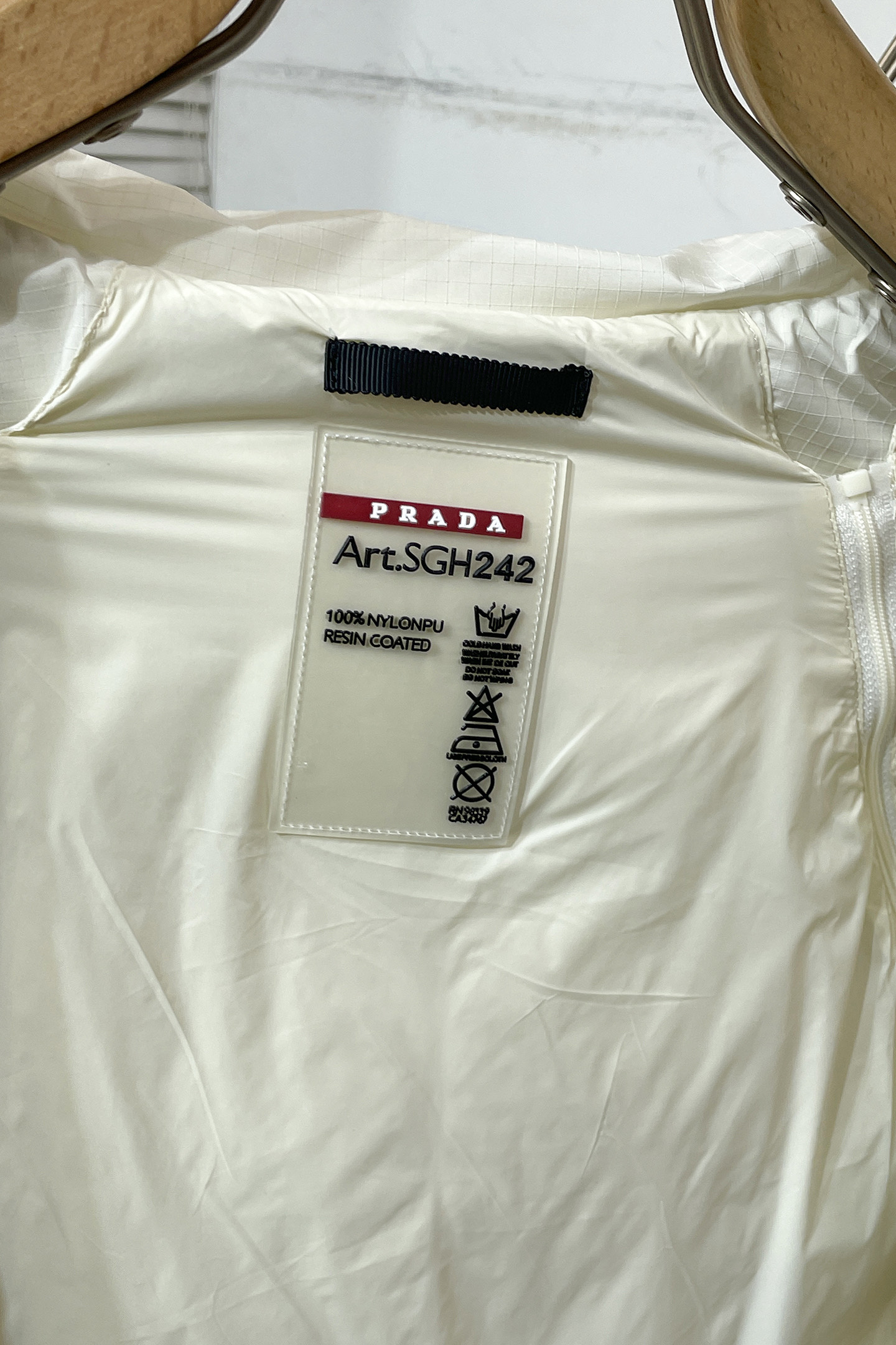 Prada Down Jacket White Duck Down Black S-m-xl