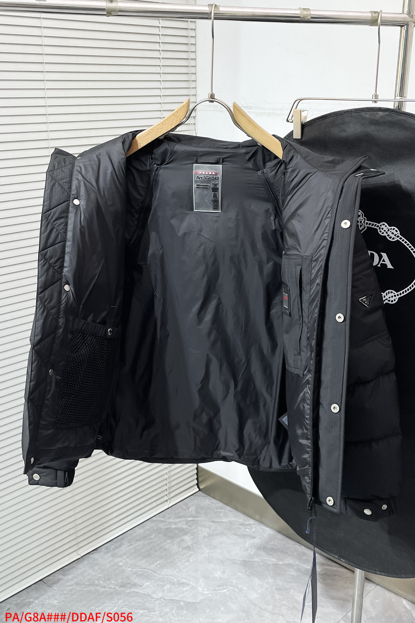 Prada Down Jacket White Duck Down Black S-m-xl