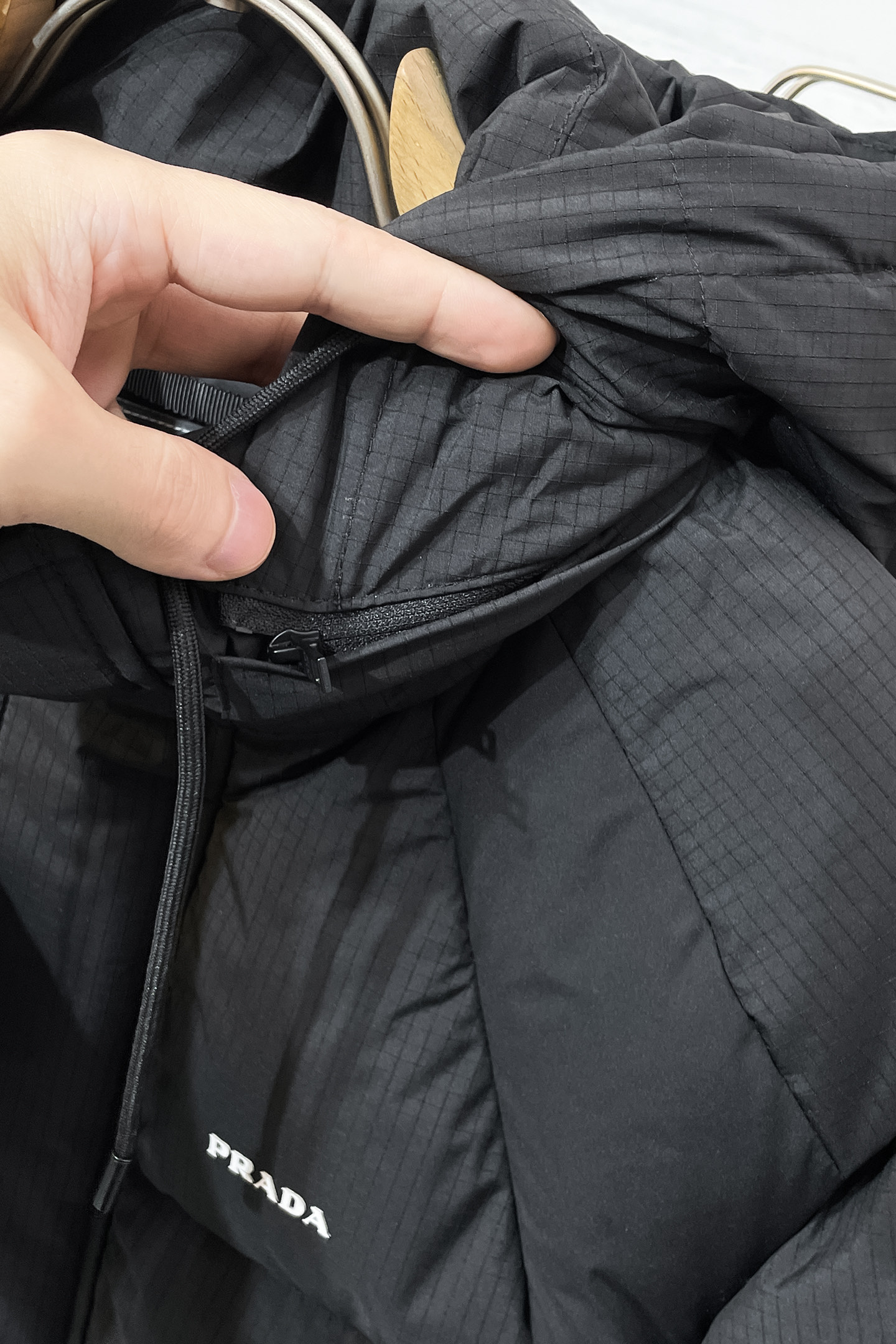 Prada Down Jacket White Duck Down Black S-m-xl