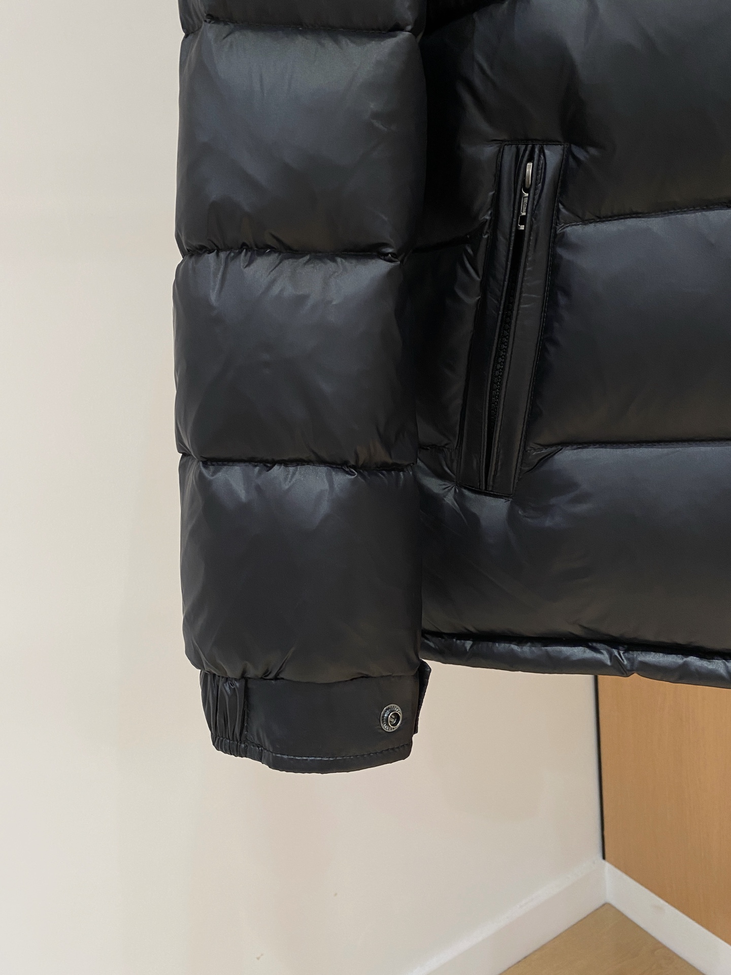 Moncler Couple Down Jacket Goose Down S-m-l