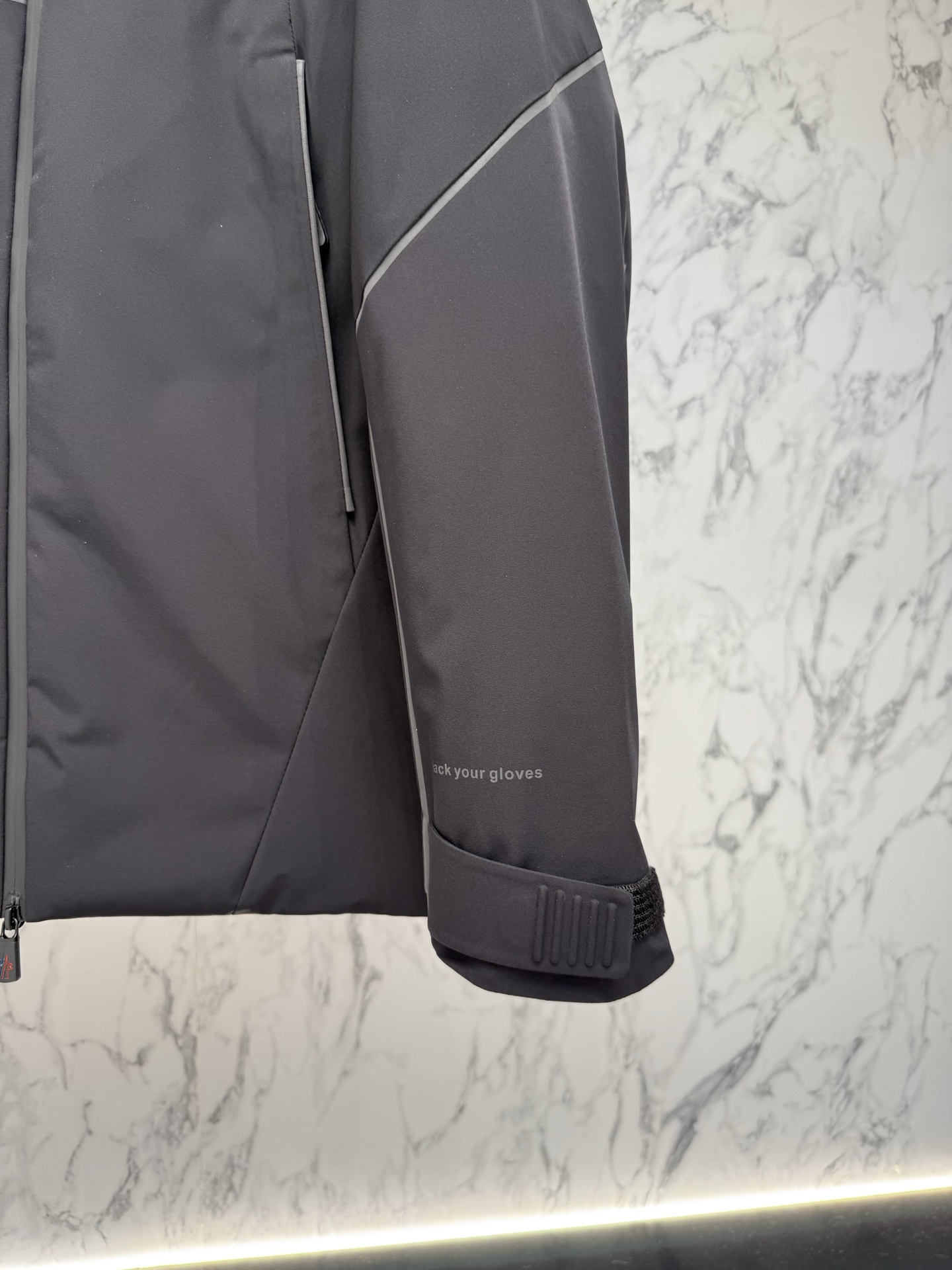 Moncler Male Down Jacket Slim Fit M-l