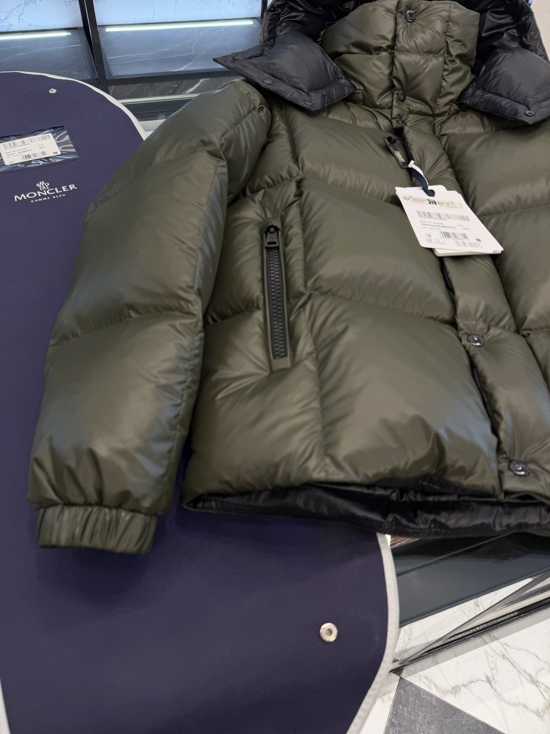 Moncler Jacket Hooded M-l