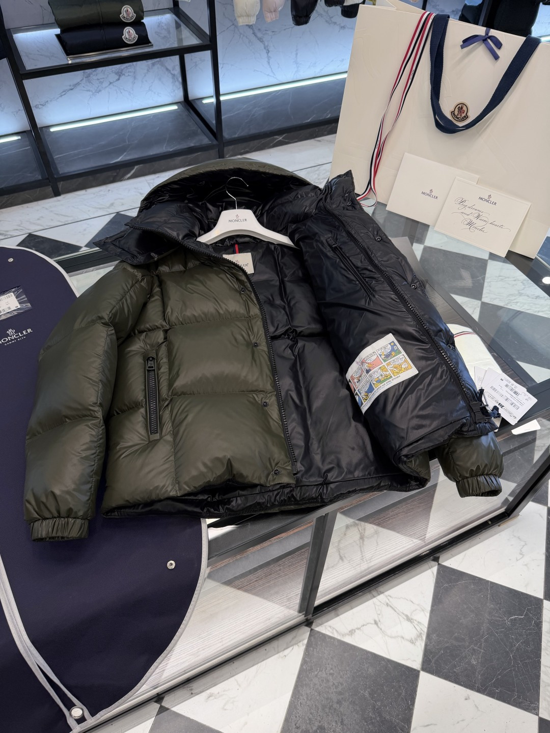 Moncler Jacket Hooded M-l