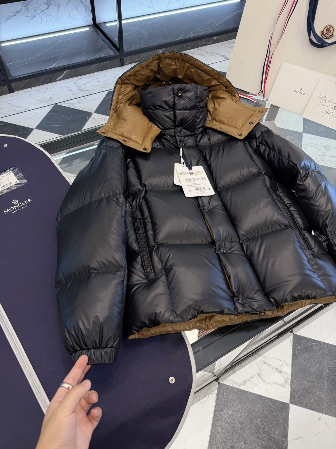 Moncler Jacket Hooded M-l