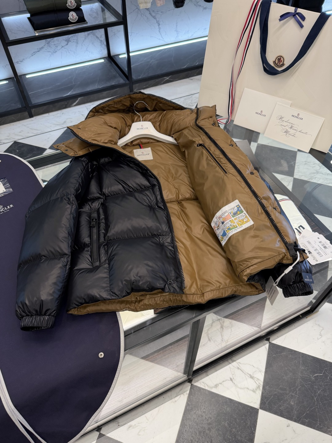 Moncler Jacket Hooded M-l