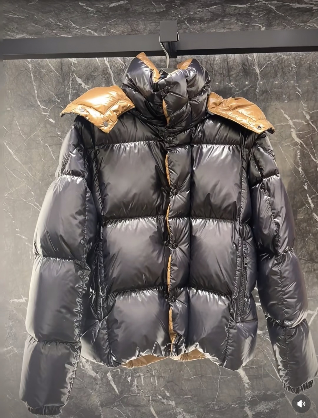 Moncler Jacket Hooded M-l